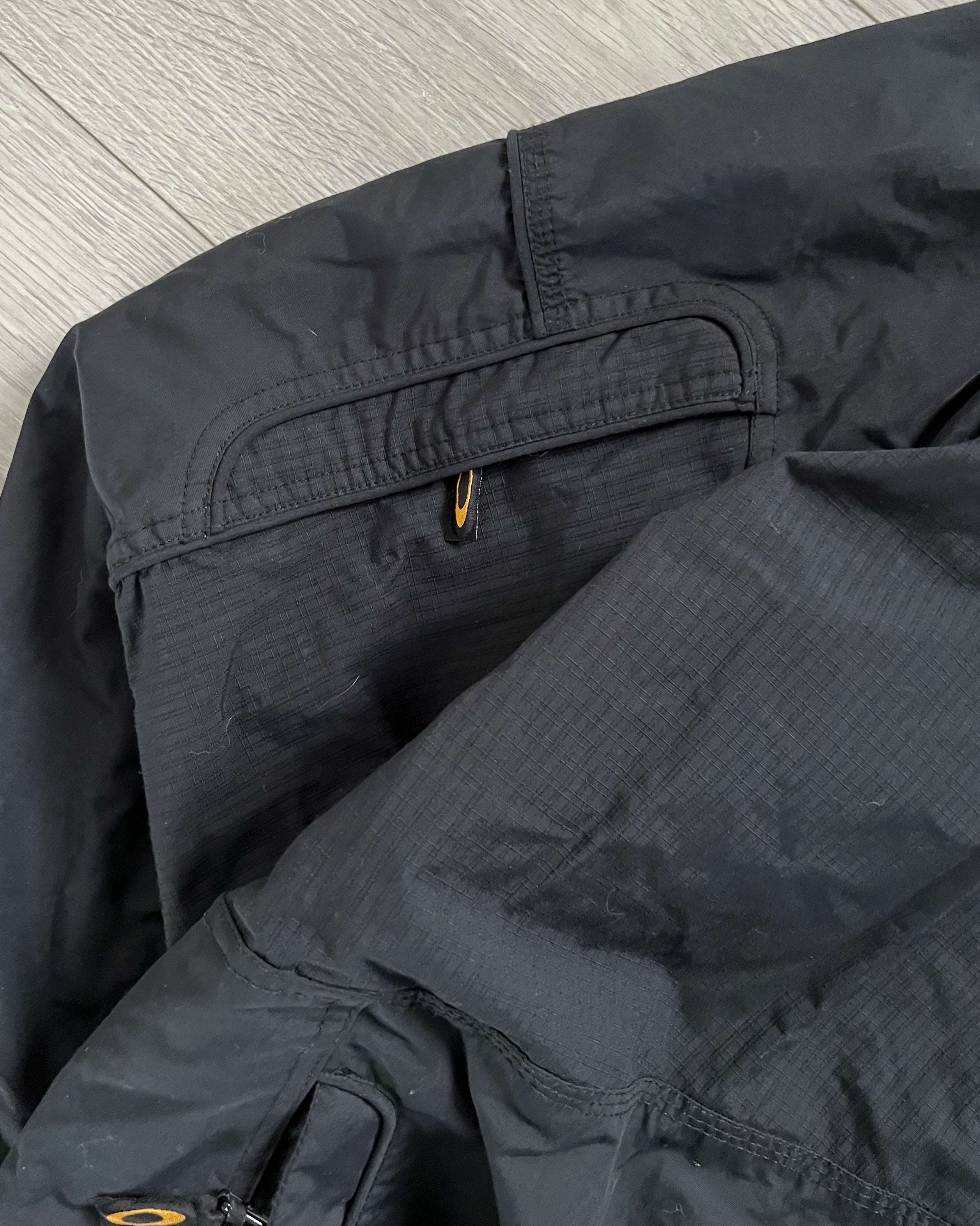 あなたにおすすめの商品 OAKLEY METAL DETAIL MULTI POCKET JACKET