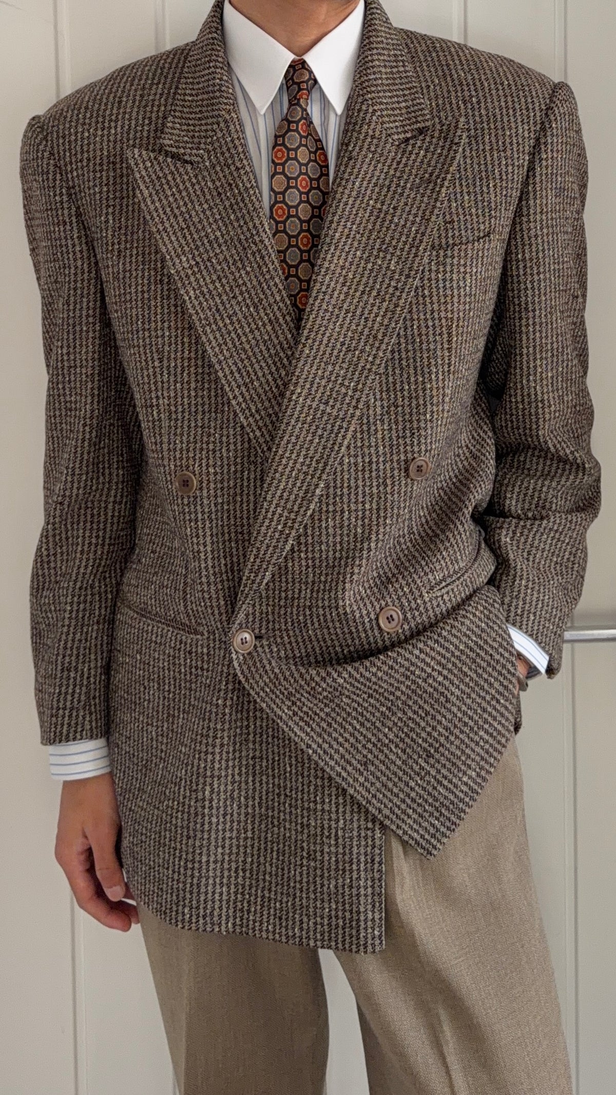 Valentino 1980s Peaked Lapel Double Breasted Textured Wool Sport Jacket Blazer - Size M
