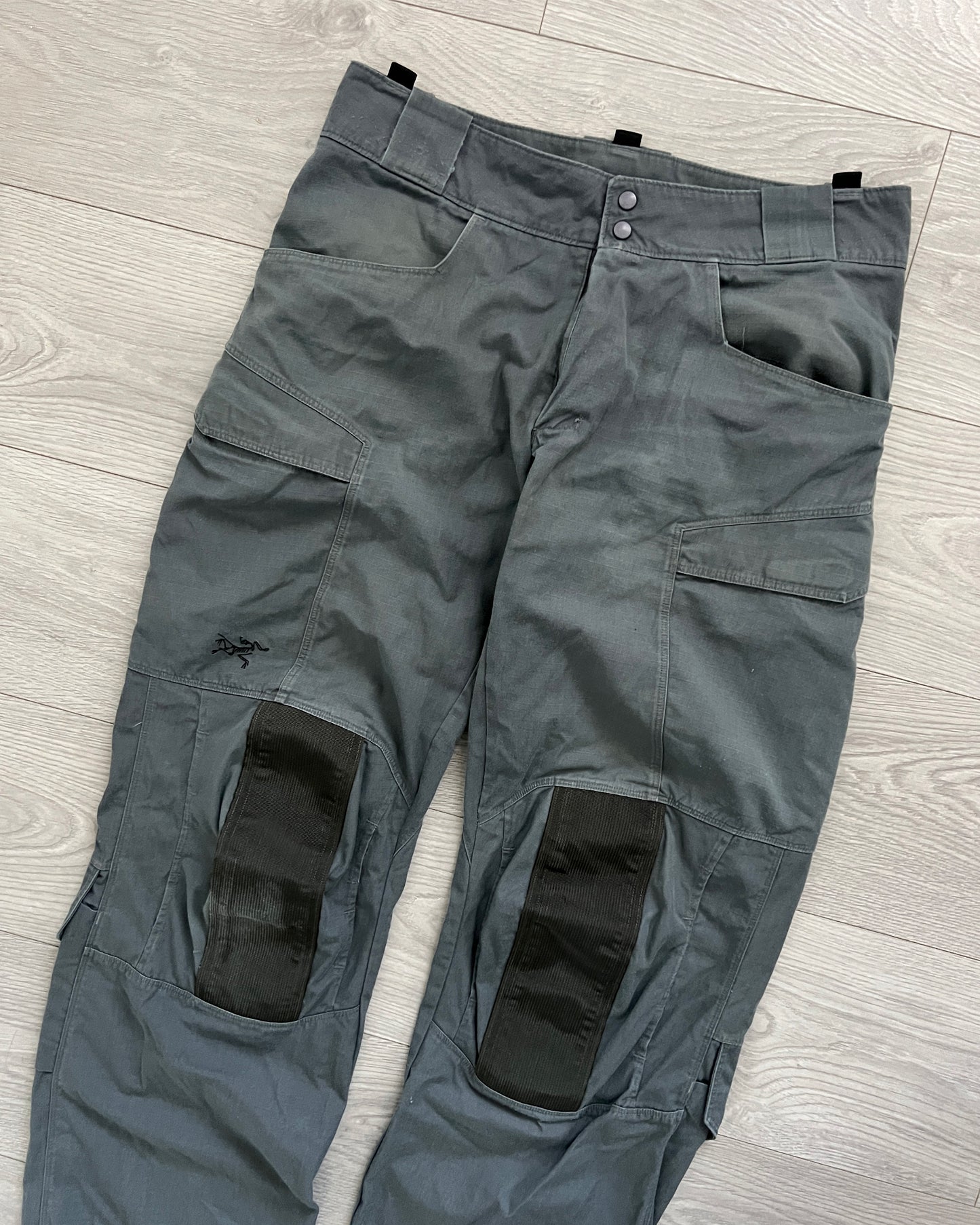 Arcteryx LEAF Talos Combat Pants in Wolf Grey - Size 32