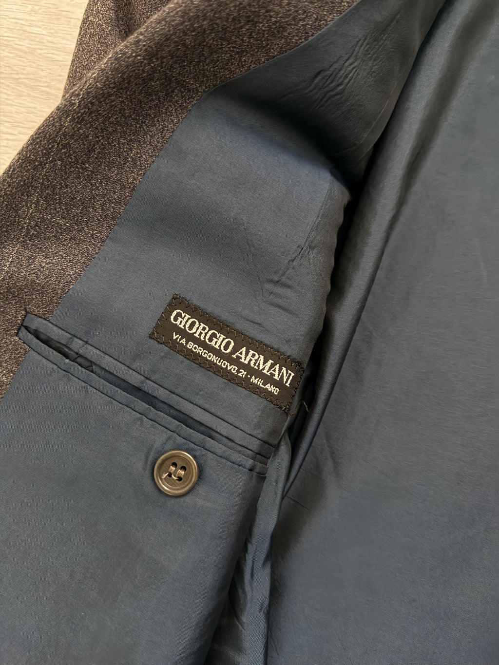 Giorgio Armani Black Label 1990s 2B Double-Pleated Suit Grey - Size L Jacket / 33" Waist