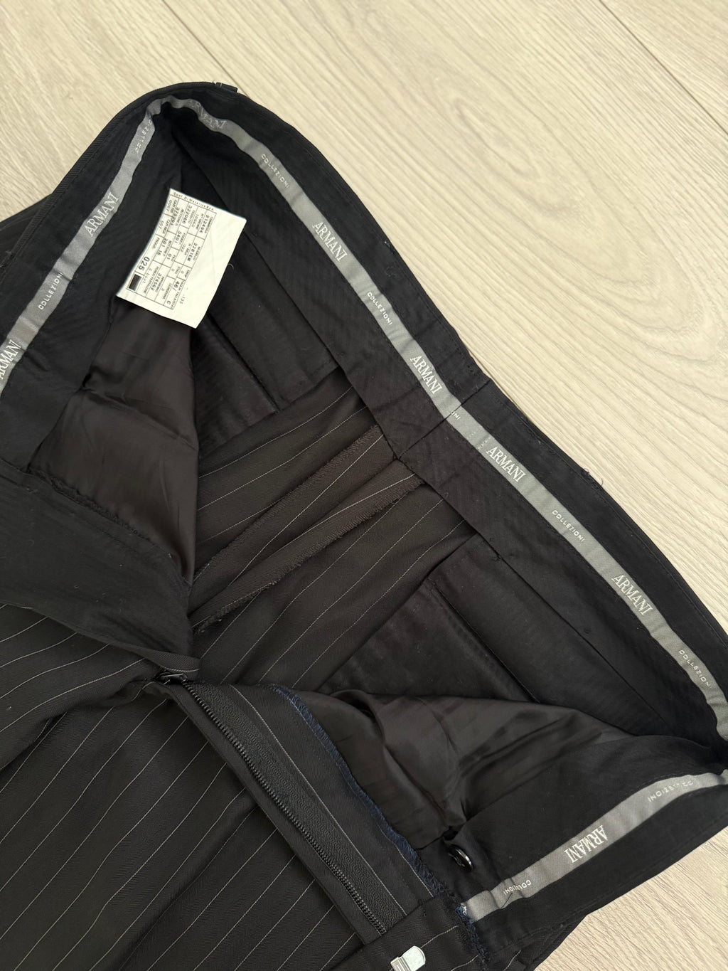 Armani 1990s 2B Striped Pleated Wool Suit - Size S Jacket / 32" Waist