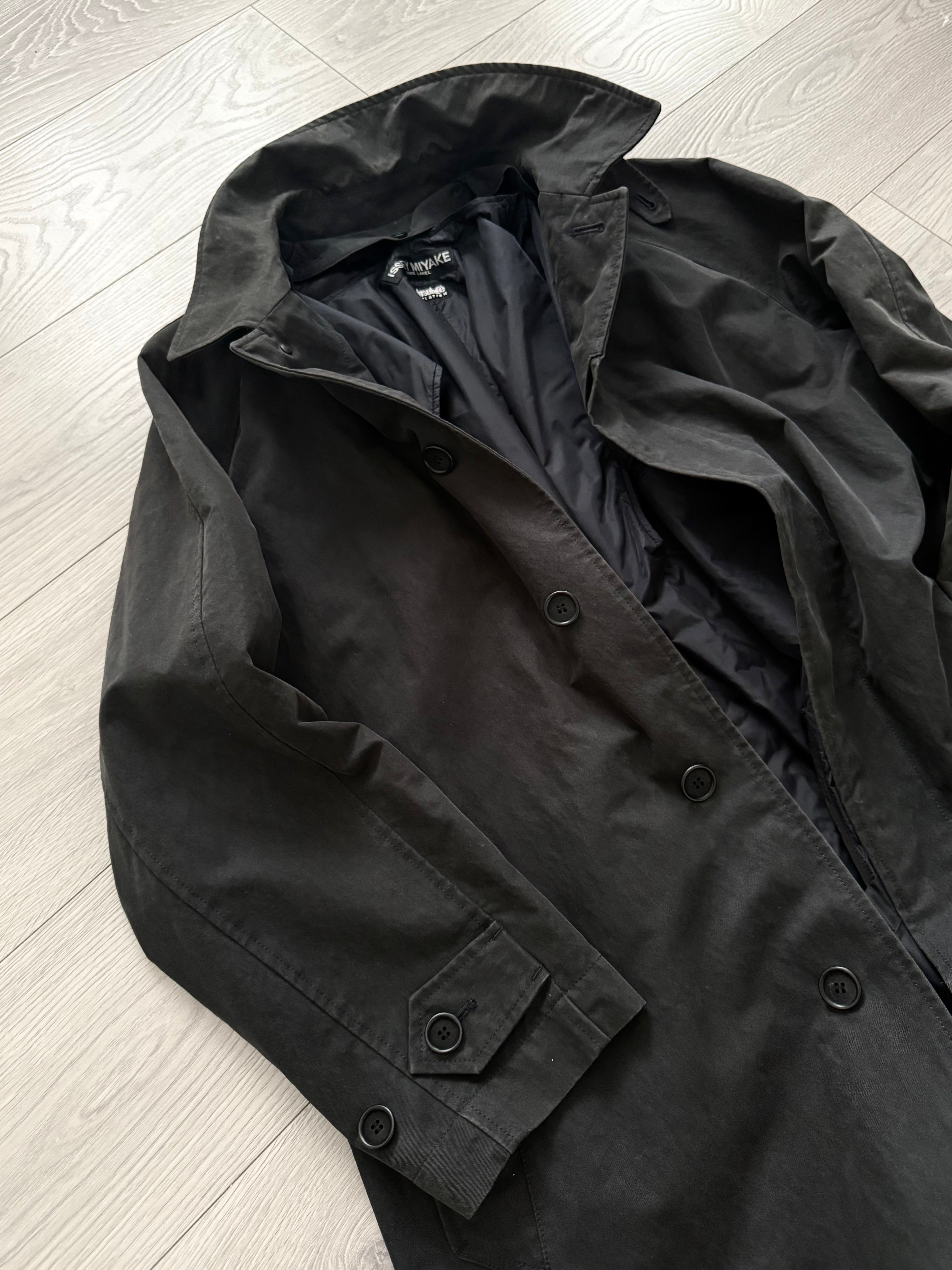 Issey Miyake FW2002 Thinsulate Waterproof Coat - Size L