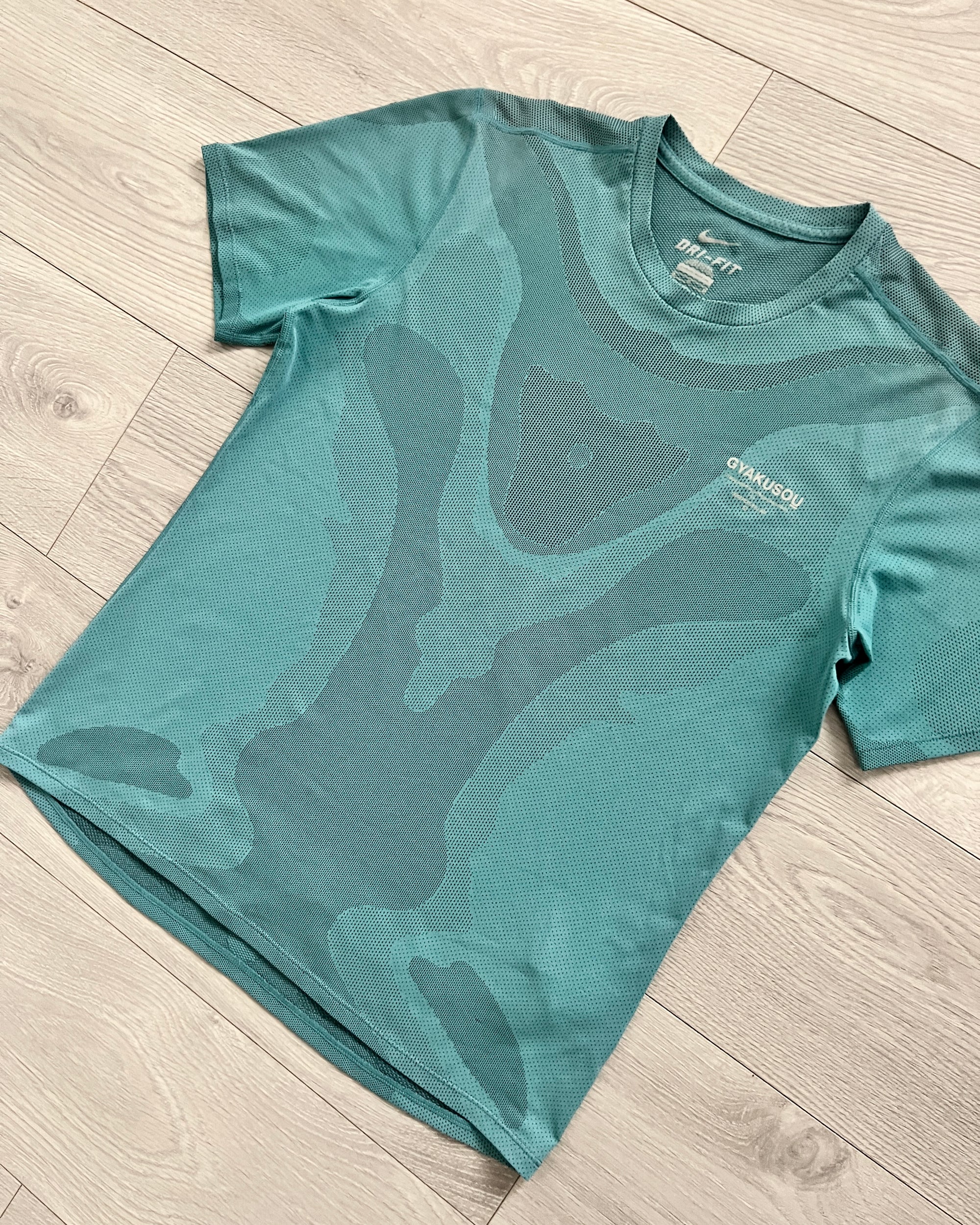 Nike Gyakusou FW15' Dri-Fit Sweat Map Technical T-Shirt Turquoise Blue - Size M