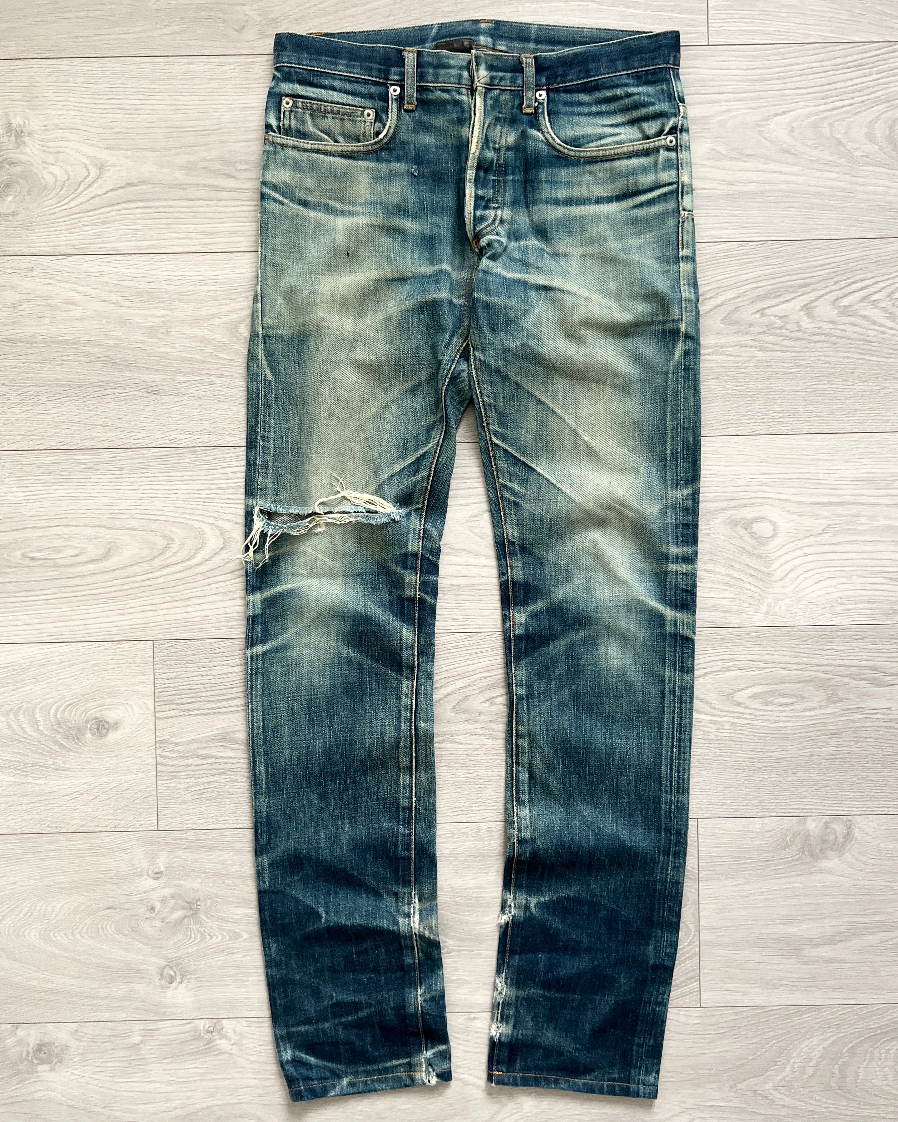 Dior Homme by Hedi Slimane AW2004 Denim Jeans - Size 29 – NDWC0 Shop