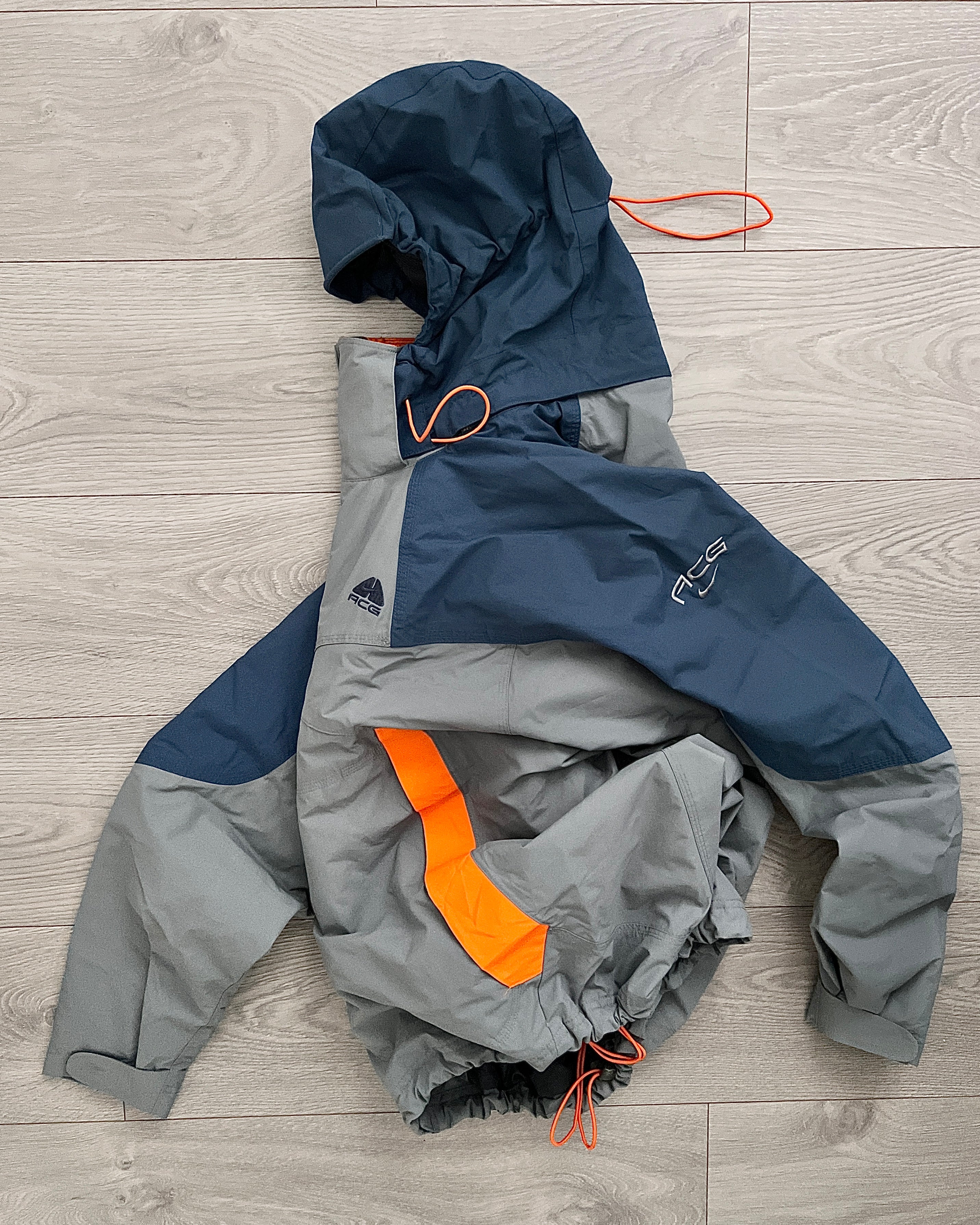 Nike ACG 00s Technical Insulated Shell Jacket - Size L – NDWC0 Shop