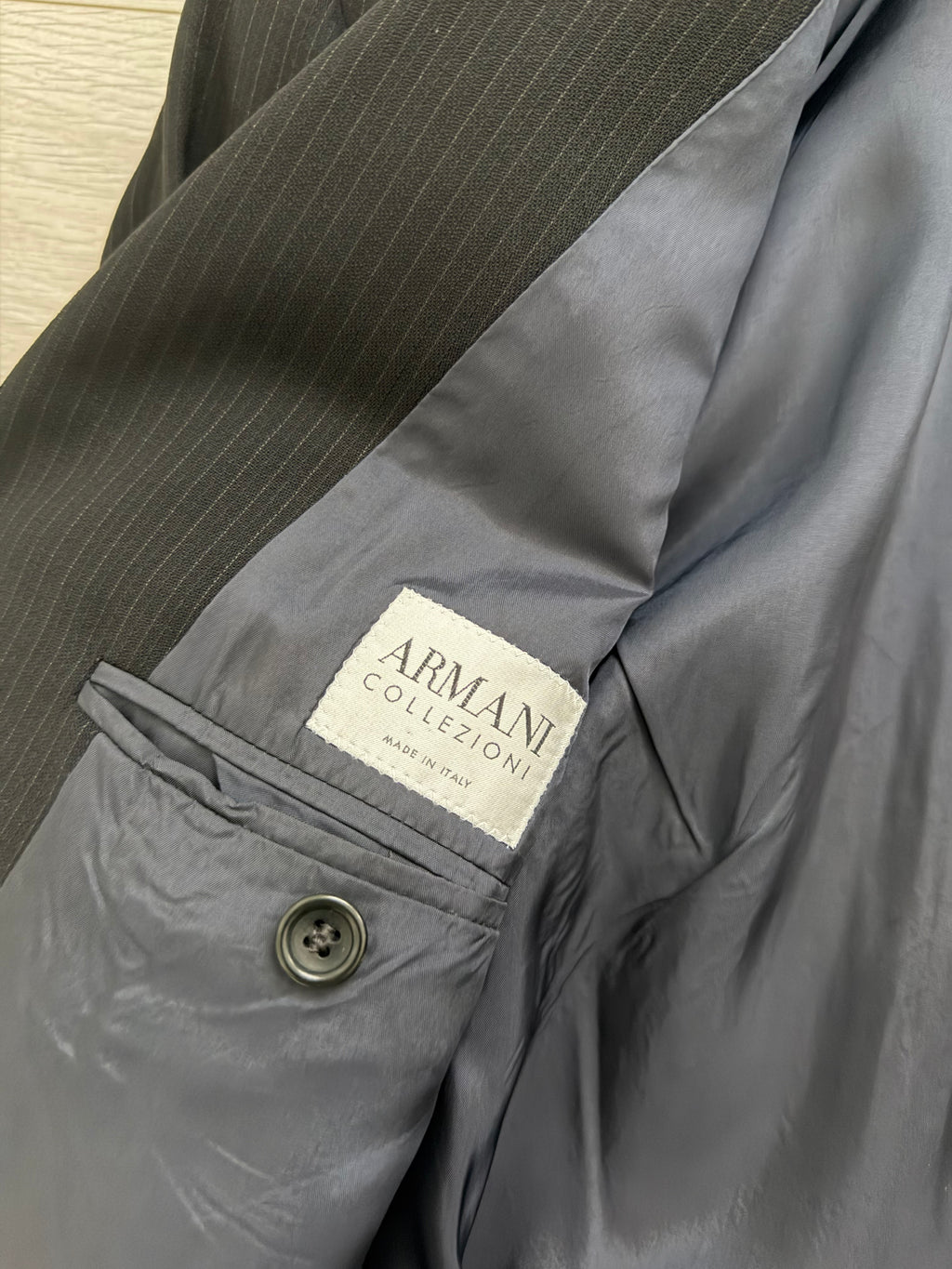 Armani 1990s 3B Pinstriped Textured Pleated Wool Suit  - Size XL Jacket / 36" Waist