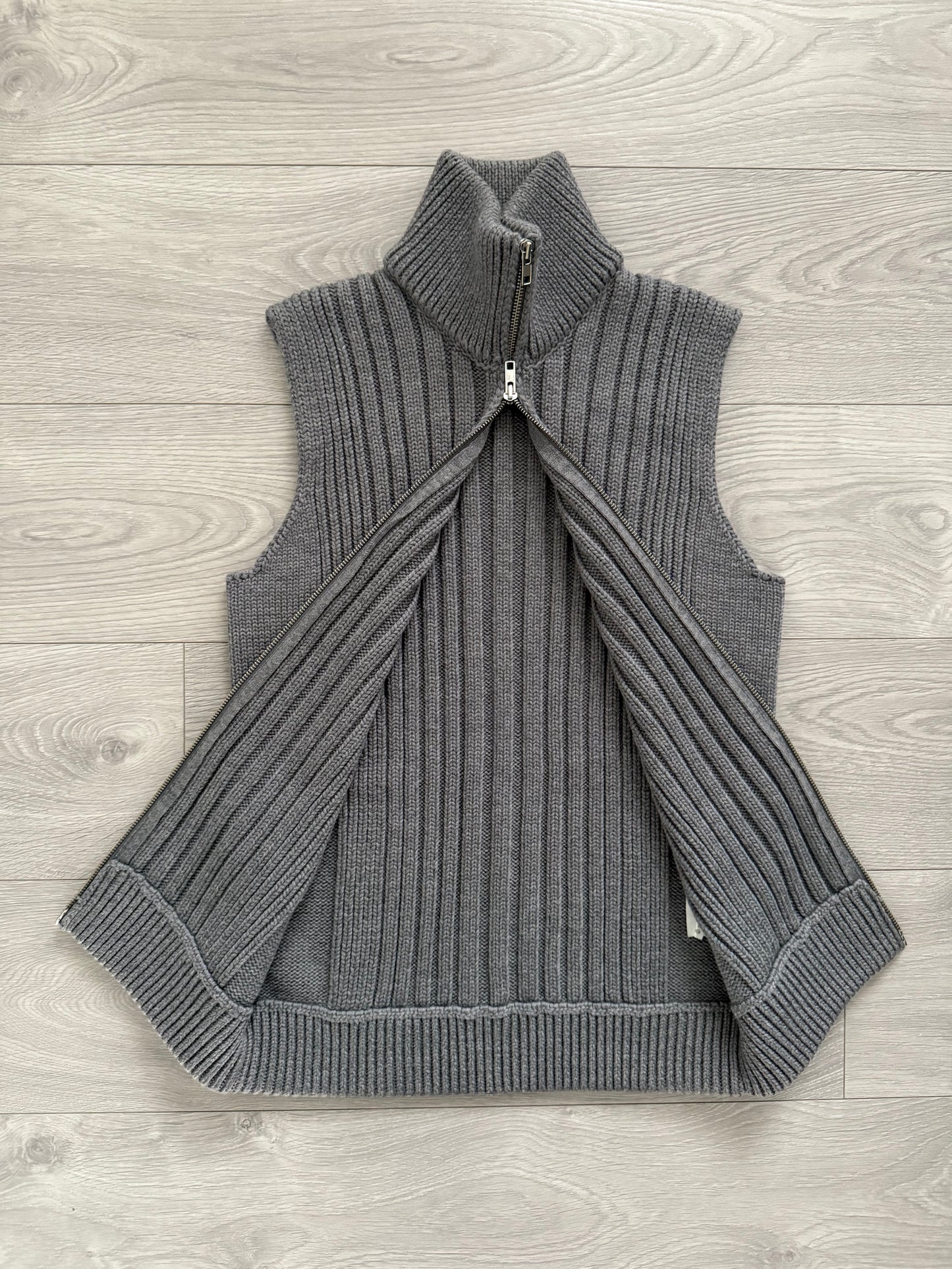 Maison Martin Margiela FW2011 Heavy Knit Ribbed Vest - Size M