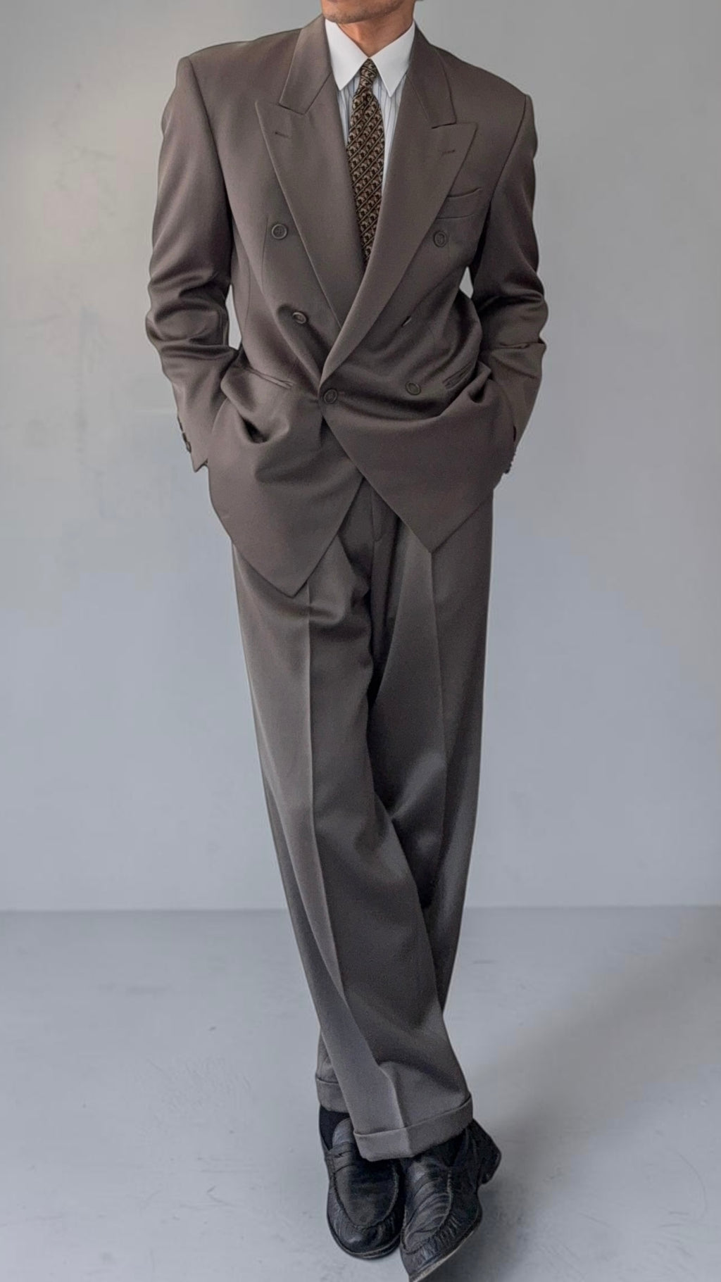 Hugo Boss 1980s 'Mitford' Peak Lapel Double Breasted Pleated Taupe Green Suit - Size L Jacket / 30" Waist