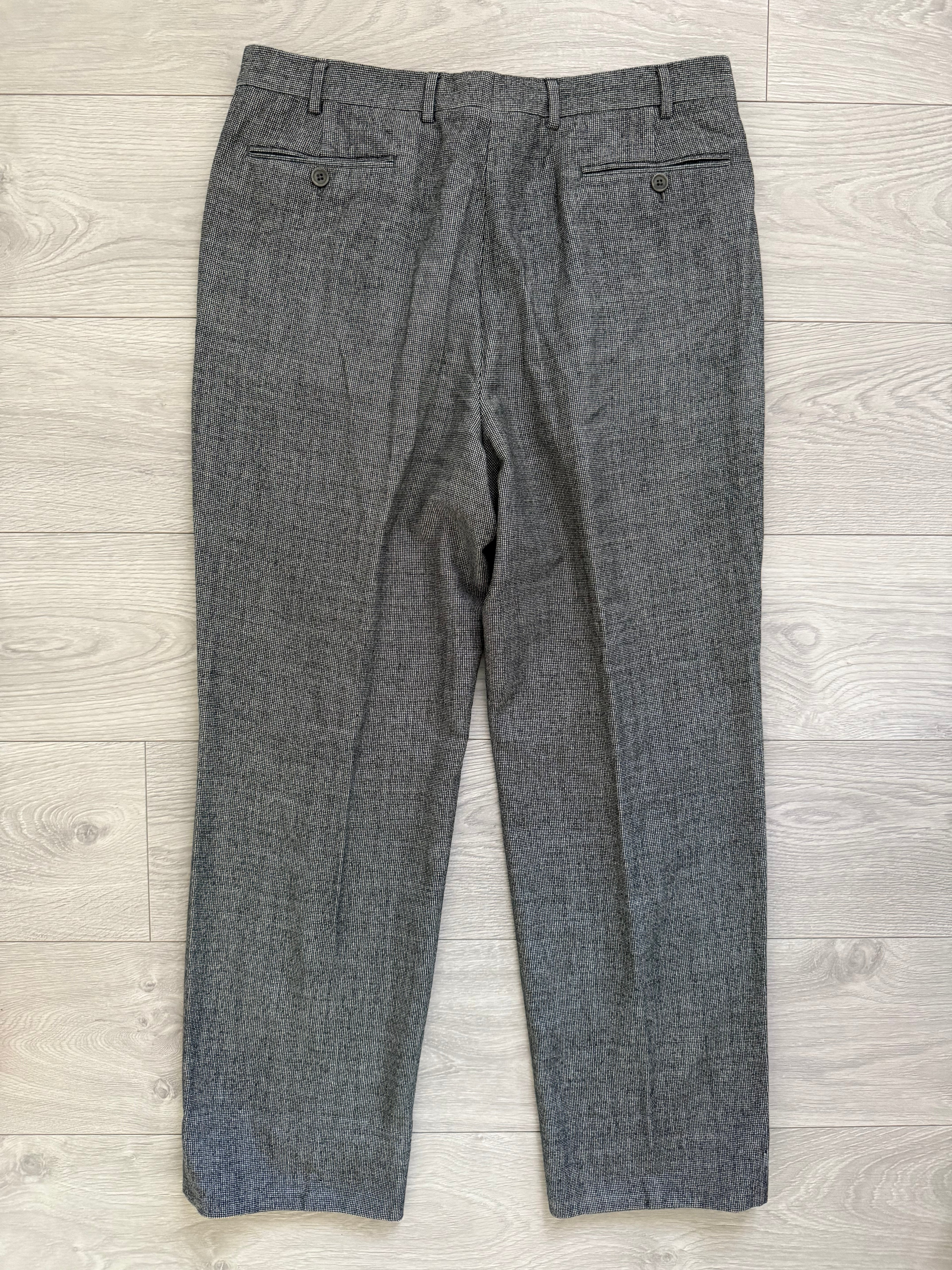 Armani 2000s Pleated Grey Wool Pants - Size 34" Waist