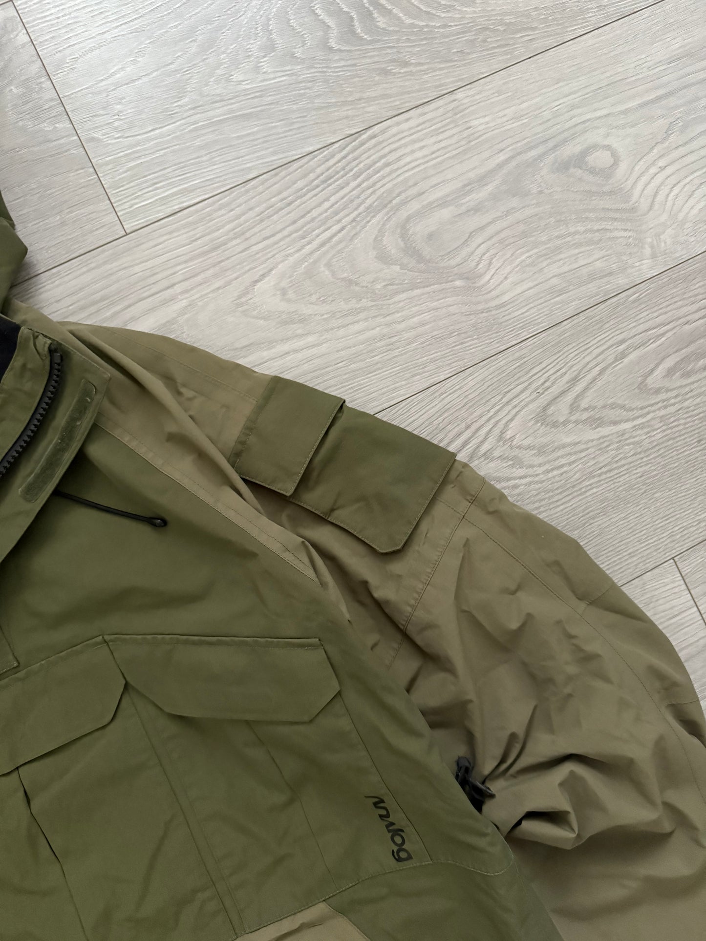 Burton Analog 00s Gore-Tex Military Tactical Waterproof Anorak - Size M