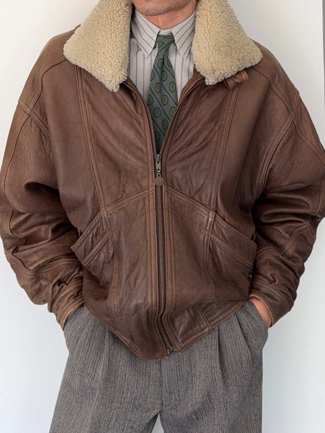 1980s Oversized Leather Bomber Flight Jacket Made in Italy - Size