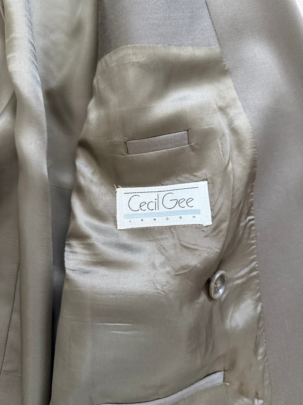 Hugo Boss 1980s 'Mitford' Peak Lapel Double Breasted Pleated Taupe Green Suit - Size L Jacket / 30" Waist