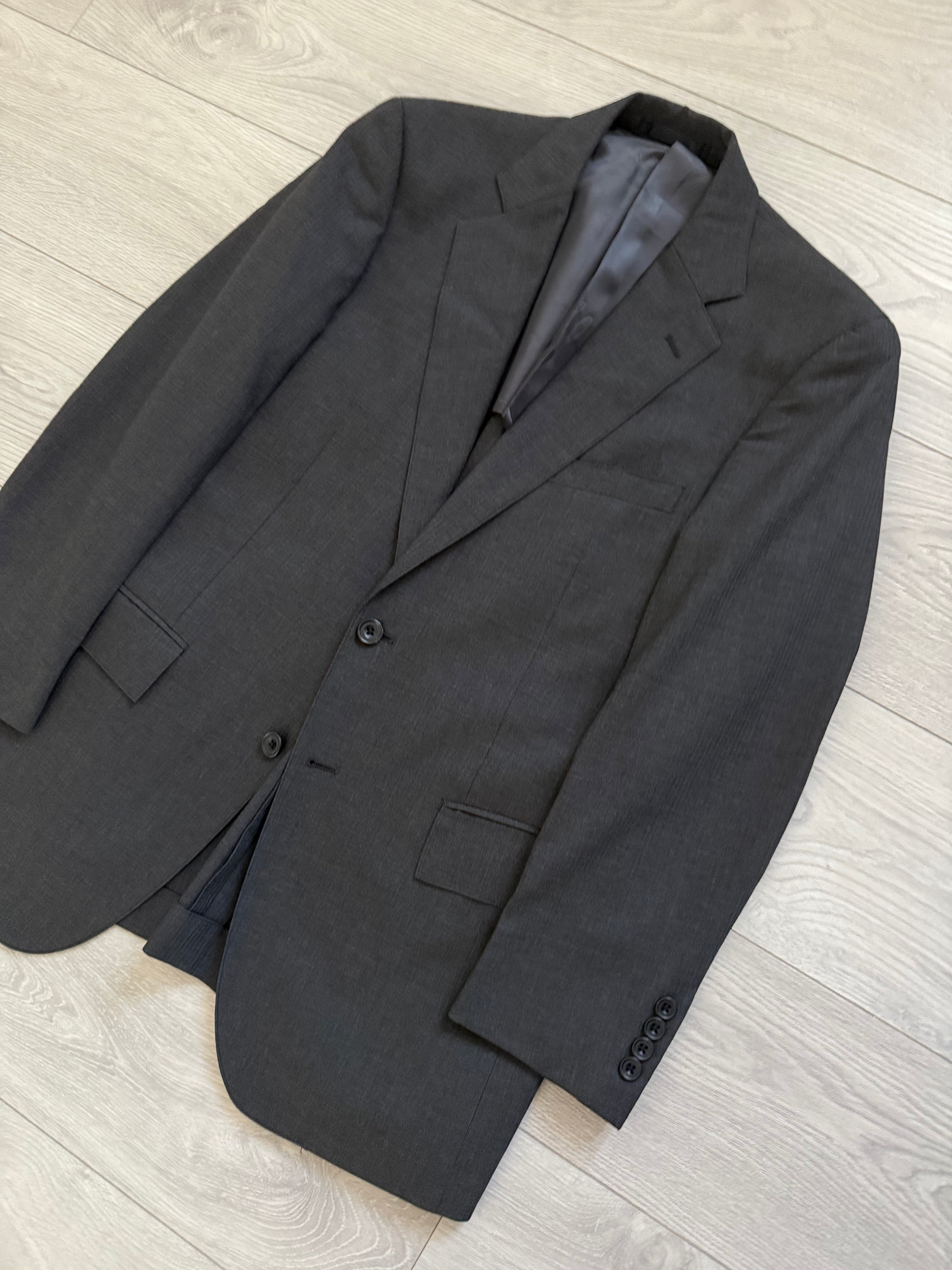 Ralph Lauren 1990s 2B Pleated Lightweight Wool Suit Grey - Size S Jacket / 32" Waist