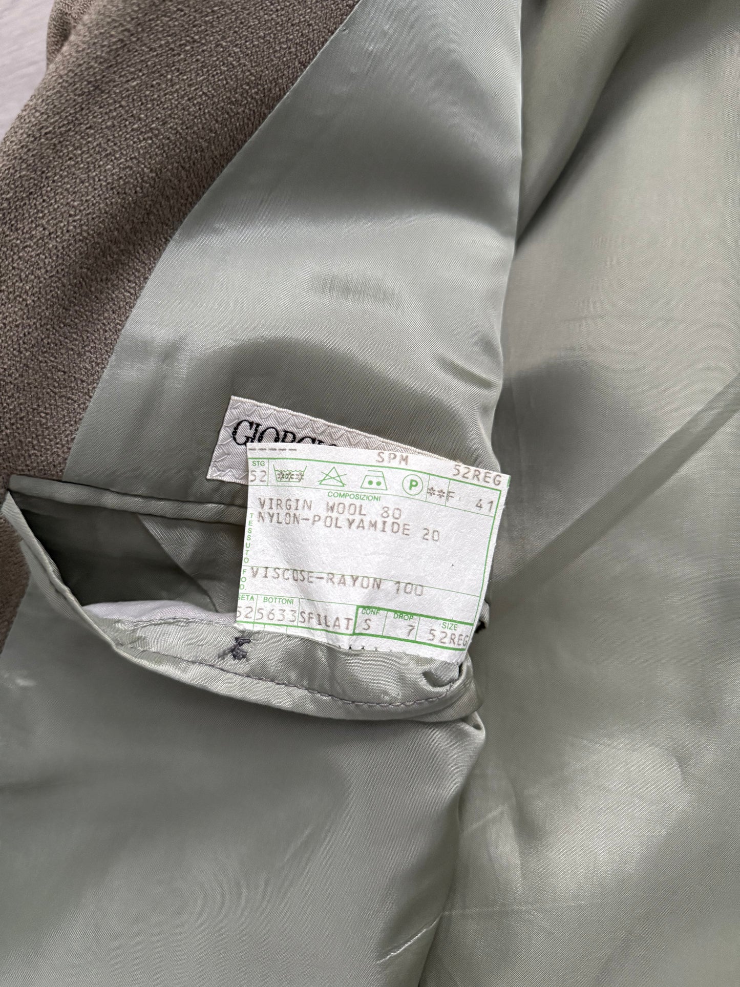 Giorgi Armani 1980s Pleated Double-Breasted Suit - Size L Jacket / 34" Waist