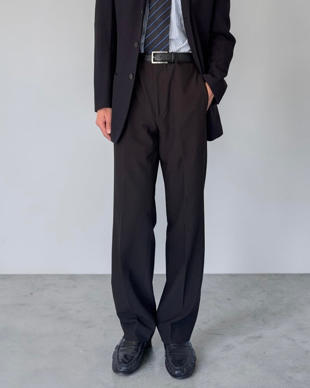 Giorgio Armani Black Label 1990s Draped Wool Relaxed Black Pants - Size 31