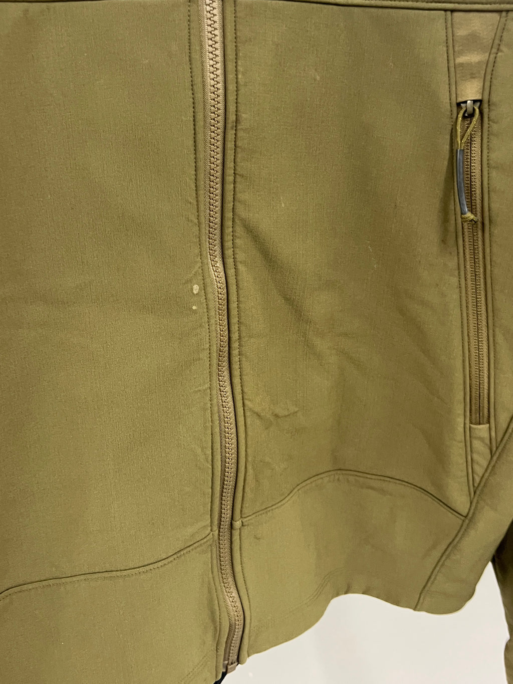 Arcteryx LEAF Gen 1 Bravo Softshell Fleece Lined Utility Jacket Coyote Green - Size L