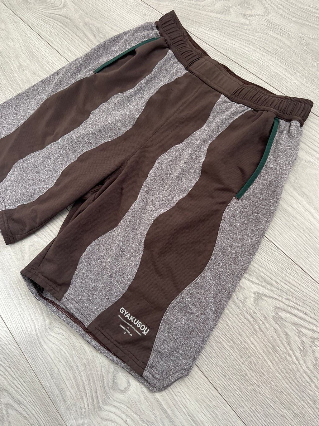 Nike Gyakusou 2013 Wave Panelled Tech Shorts - Size L