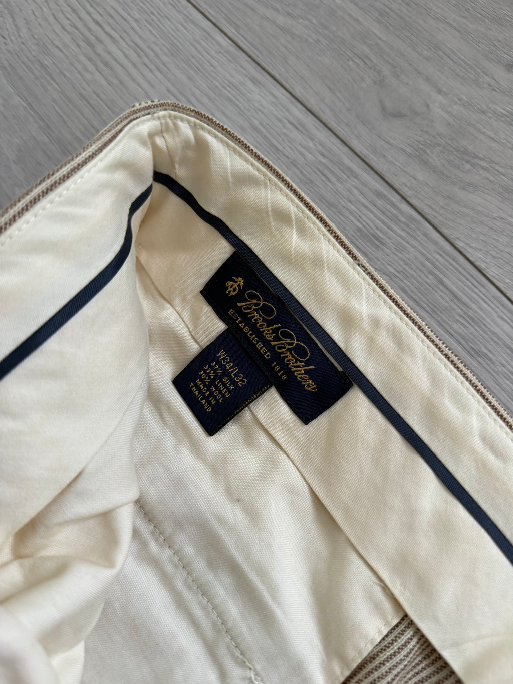 Brooks Brothers 1990s Pleated Wool Silk Linen Seersucker Beige Pants - Size 34" Waist