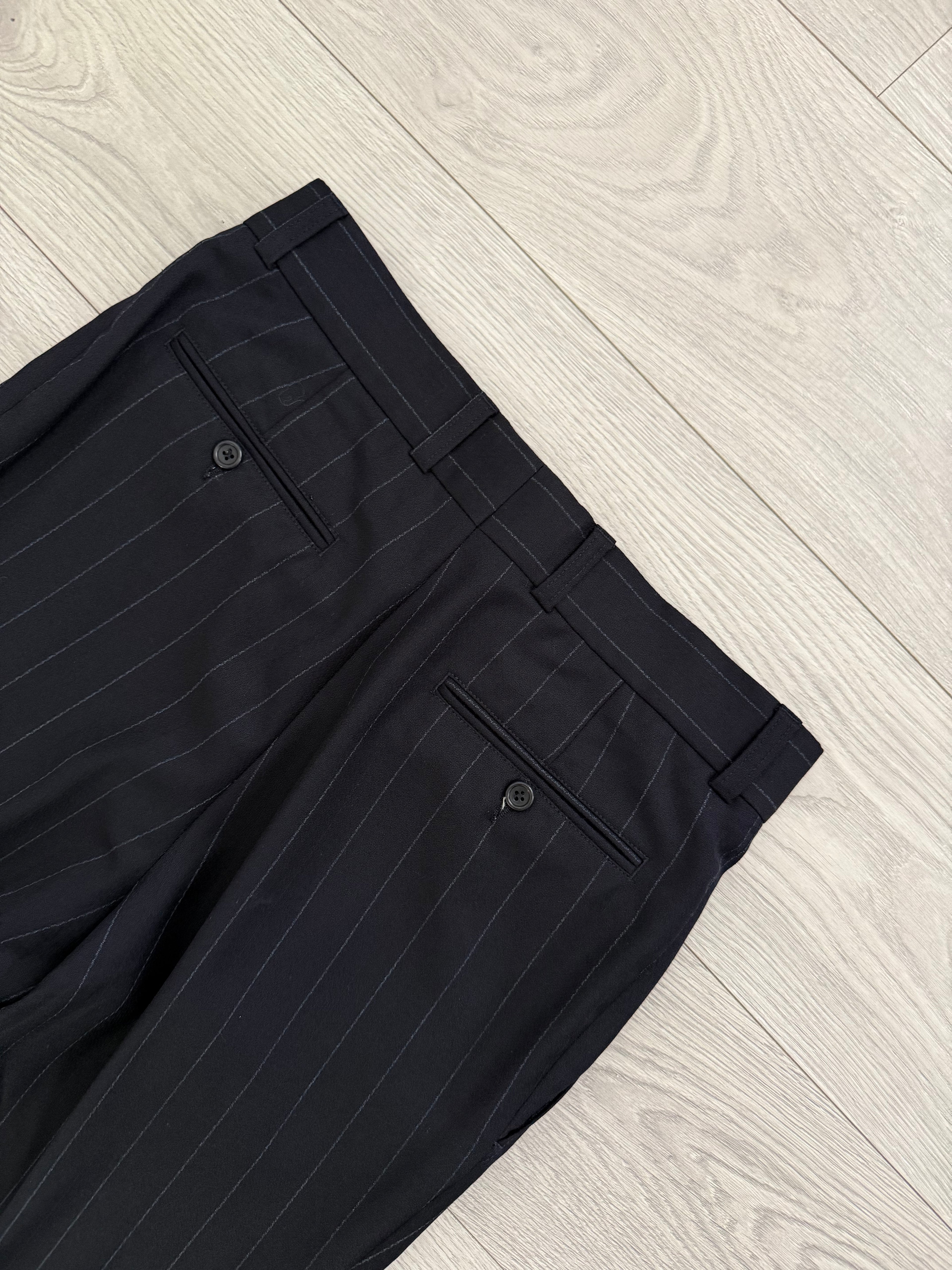 Hugo Boss 1990s 'Nostalgia' 6B Double Breasted Pleated Striped Wool Navy Suit - Size M Jacket / 32" Waist