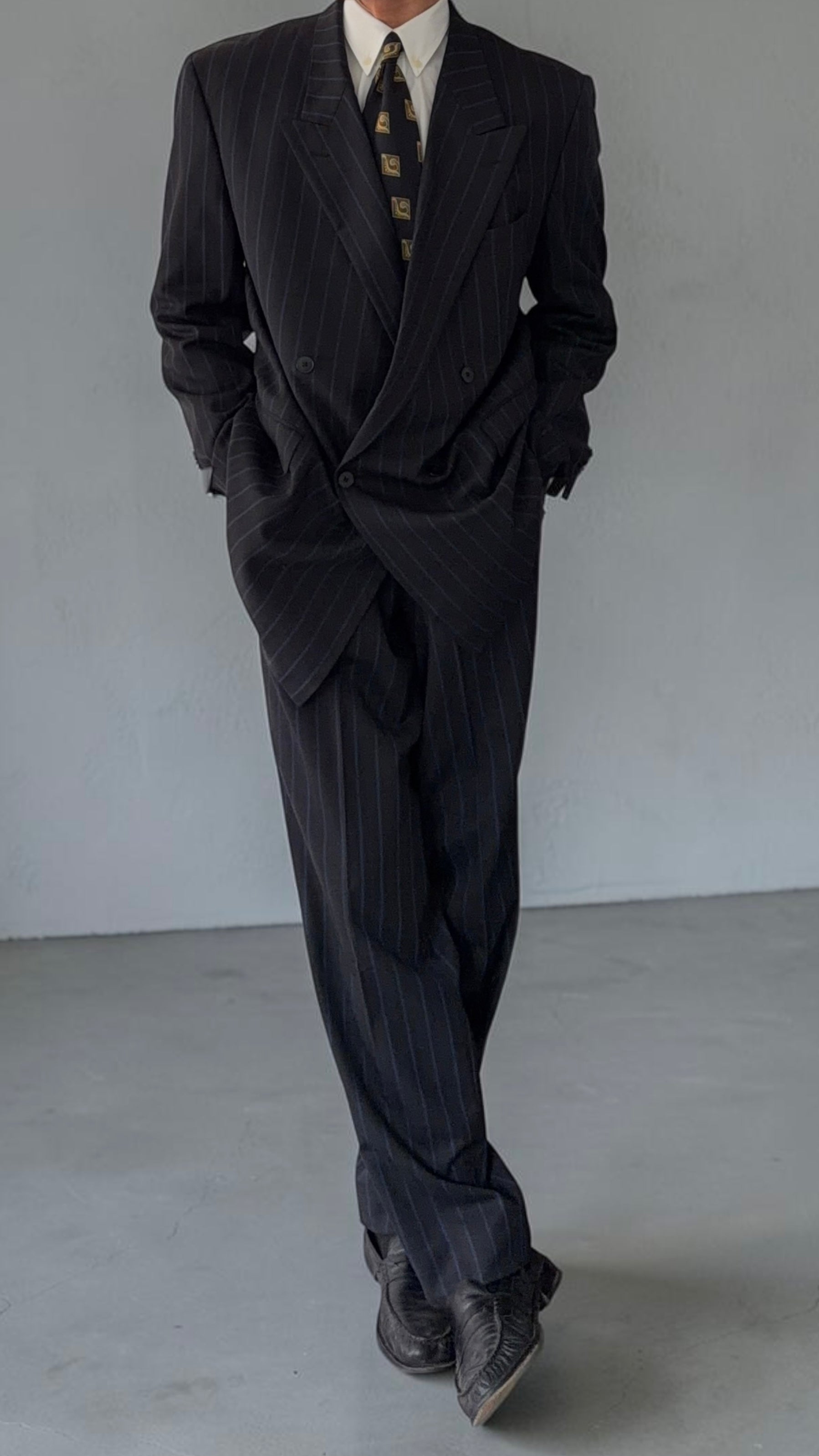 Hugo Boss 1980s Peaked Lapel Double Breasted Pleated Wool Suit - Size XXL Jacket / 34" Waist