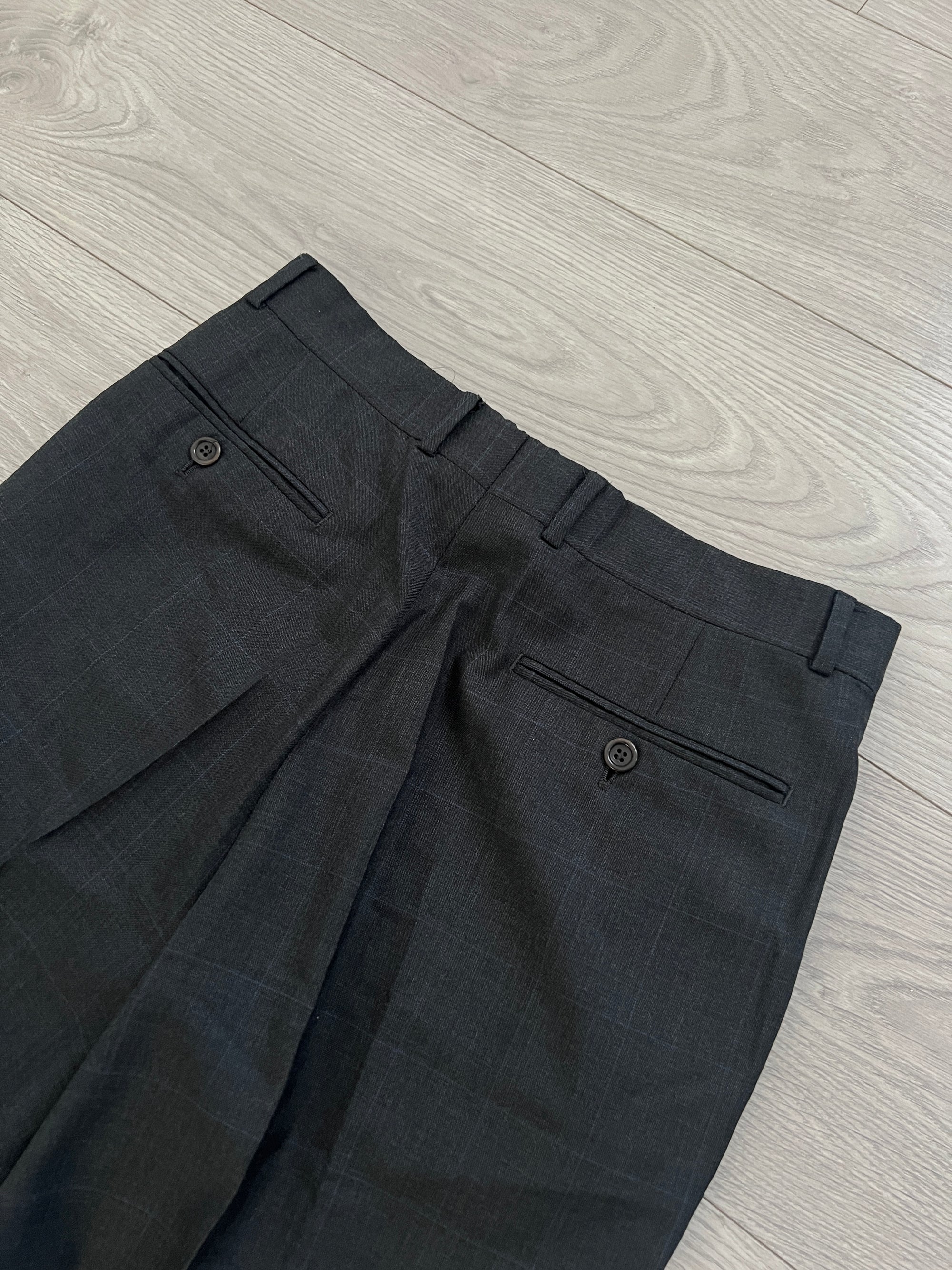 Armani 1990s Double-Breasted Relaxed Pleated Suit - Size S Jacket / 30" Waist
