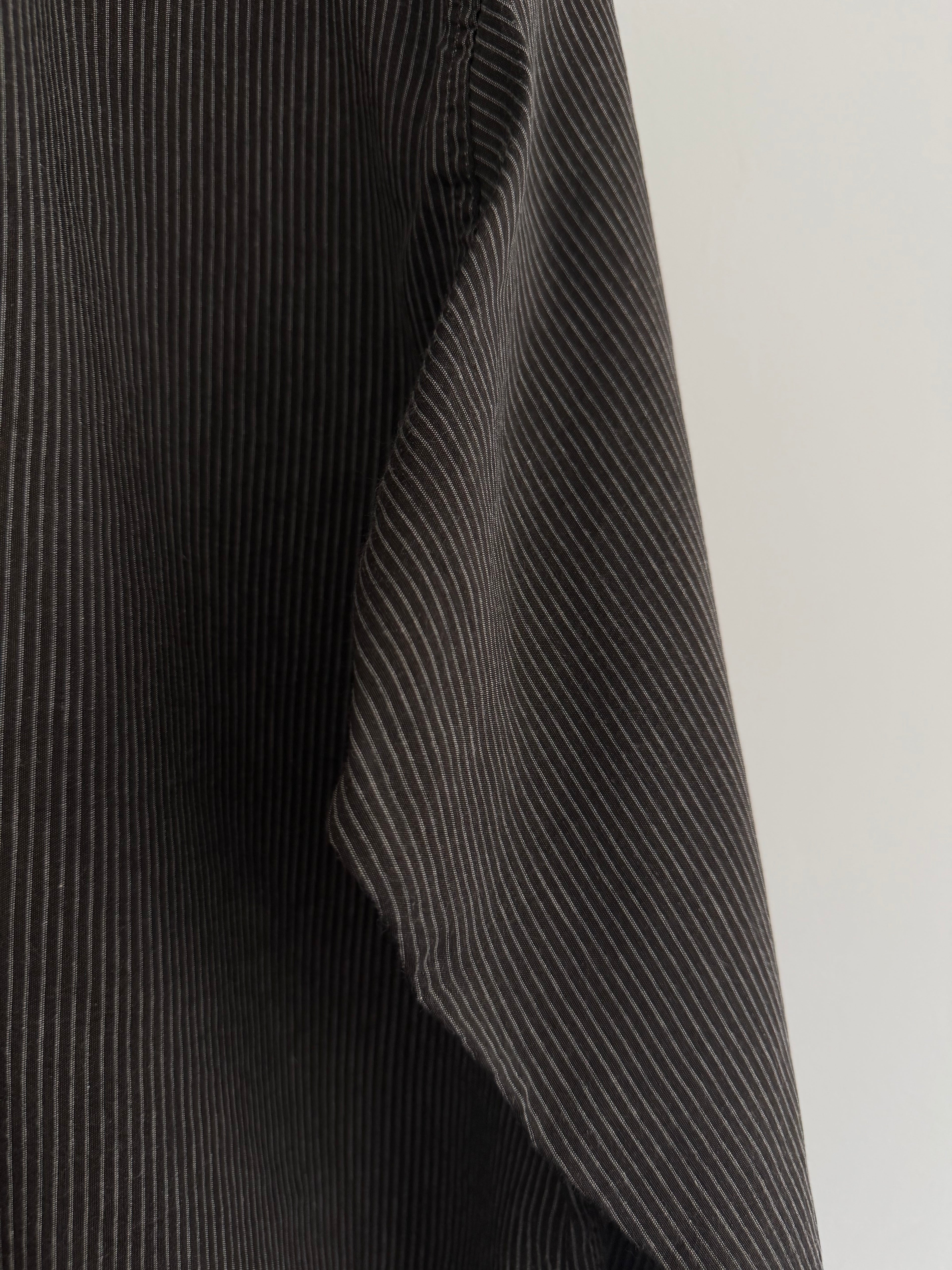 Giorgio Armani Black Label 1990s Slant Pocket Textured Relaxed Shirt - Size L