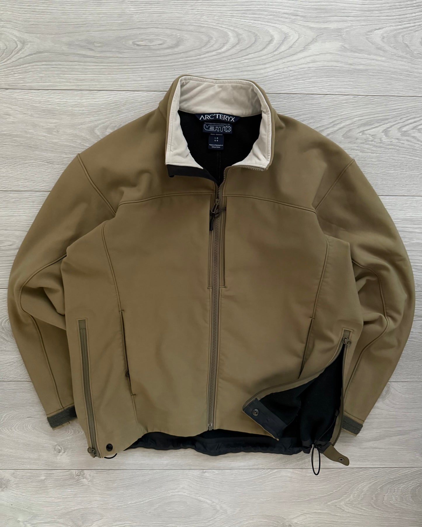 Arcteryx LEAF VERTX Justice Softshell Fleece Lined Utility Jacket - Size L