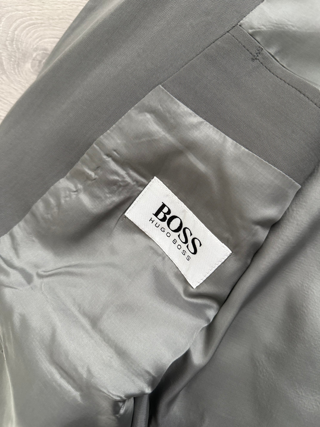 Hugo Boss 1980s 'Al Capone' Peaked Lapel Double Breasted Pleated Wool Silk Suit - Size XXL Jacket / 36" Waist