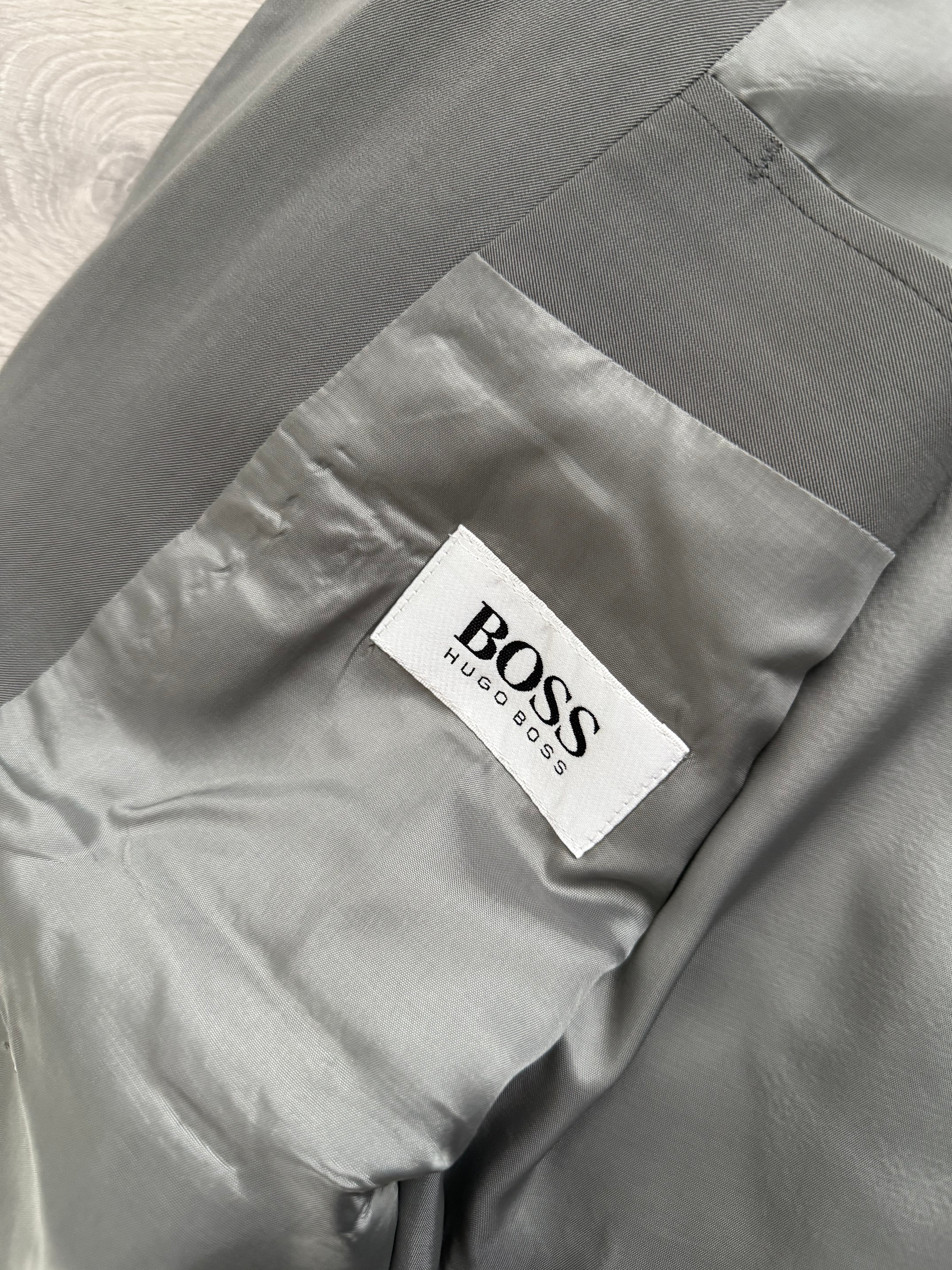 Hugo Boss 1980s 'Al Capone' Peaked Lapel Double Breasted Pleated Wool Silk Suit - Size XXL Jacket / 36" Waist