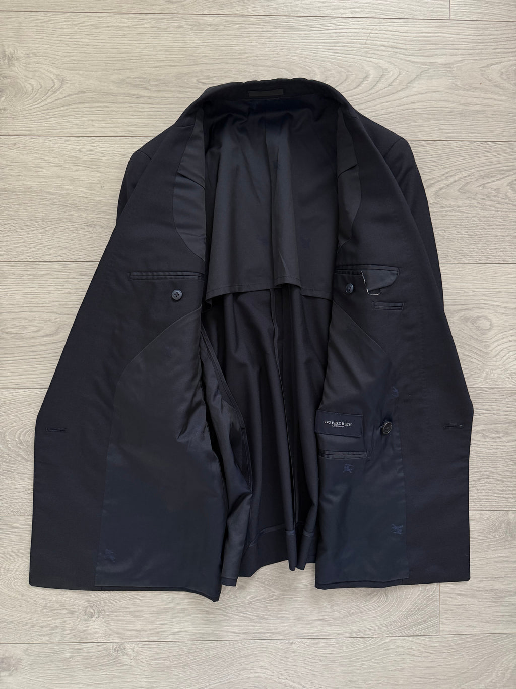 Burberry 1980s Peaked Lapel Double Breasted Pleated Wool Suit Navy - Size S Jacket / 32" Waist
