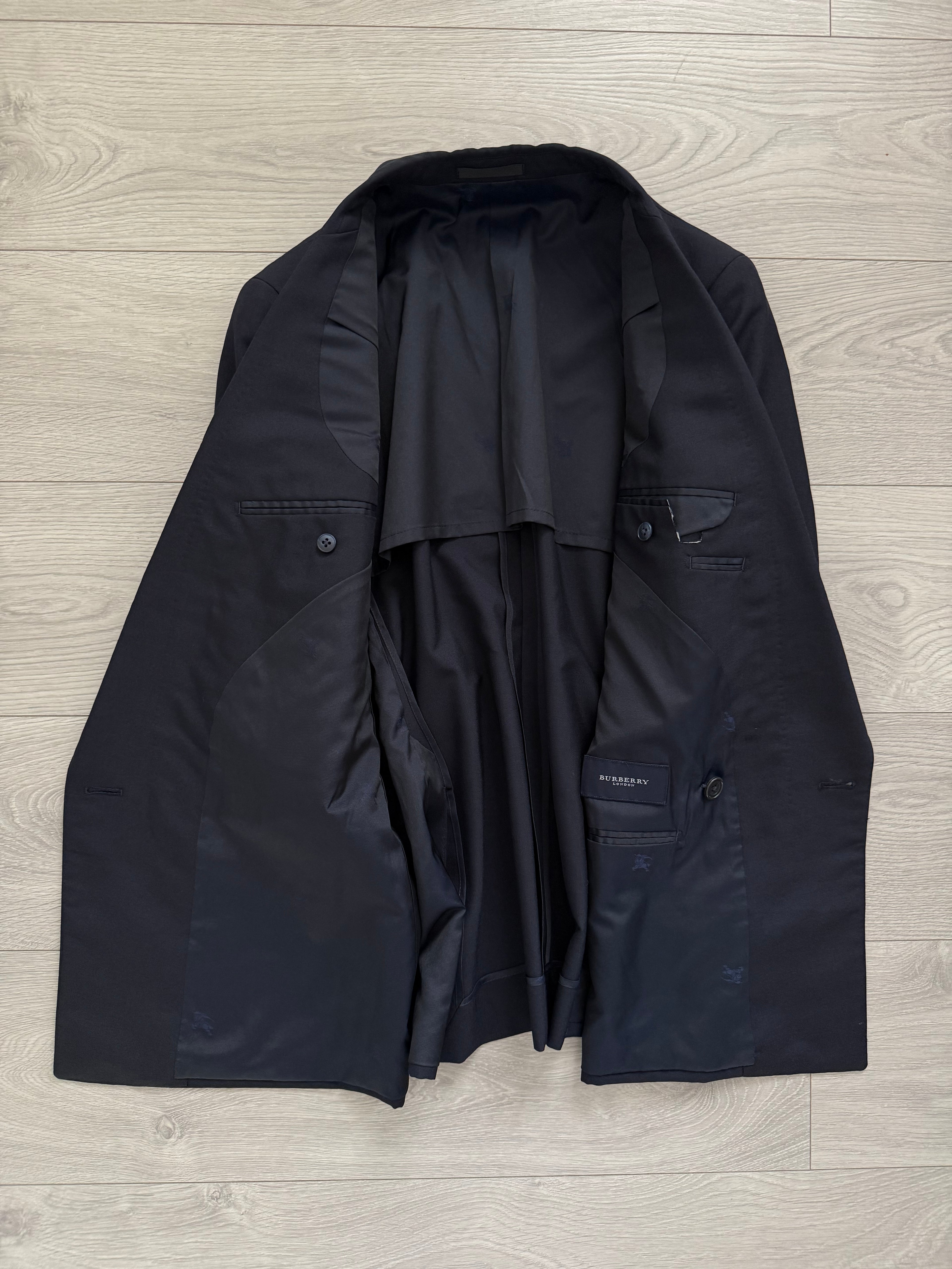 Burberry 1980s Peaked Lapel Double Breasted Pleated Wool Suit Navy - Size S Jacket / 32" Waist