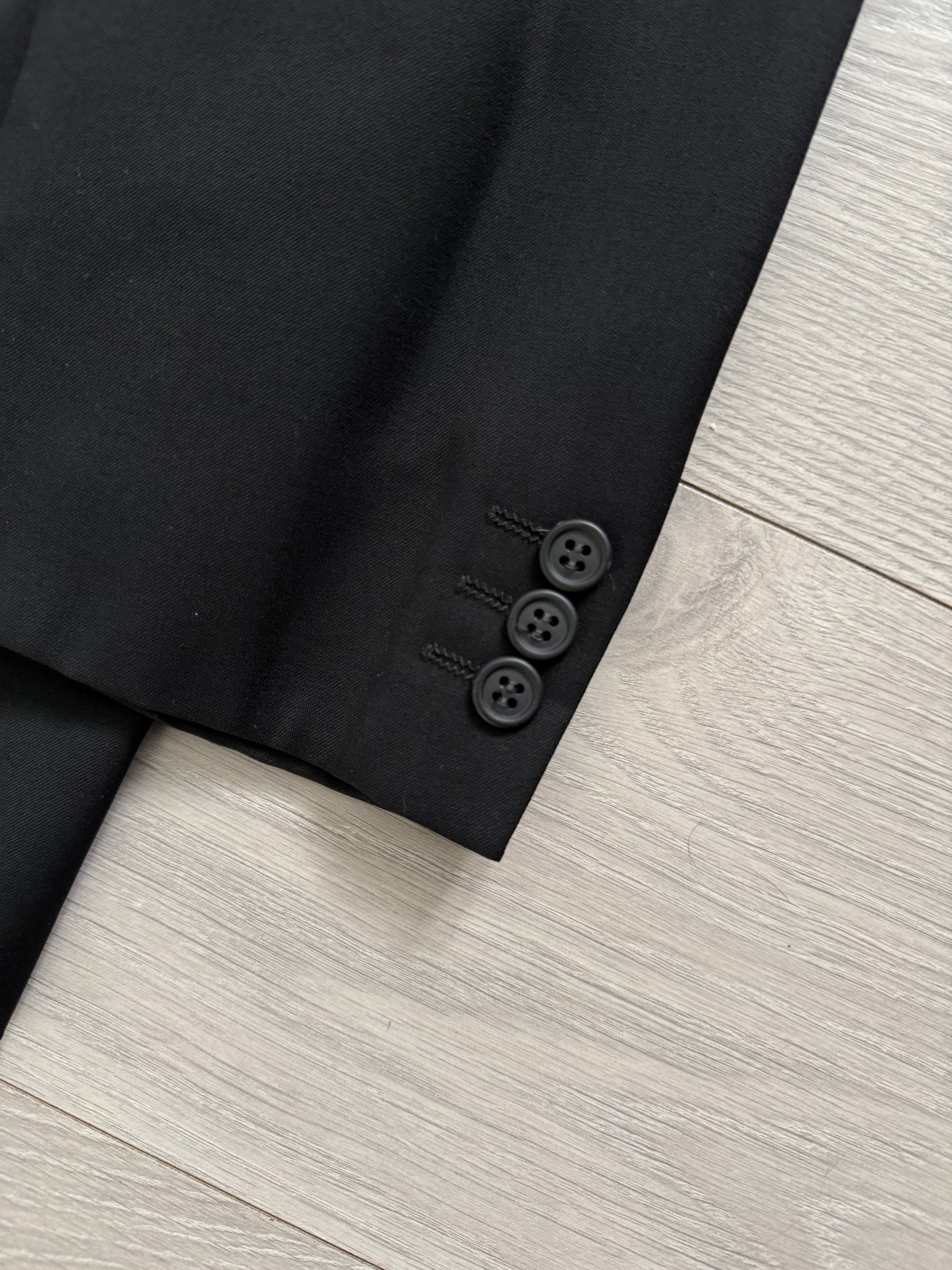 Giorgio Armani 1980s Peaked Lapel Double Breasted Pleated Black Suit - Size XXL Jacket / 44" Waist