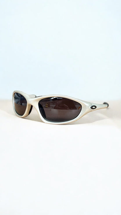 Oakley 2000 Twenty XX Sunglasses in FMJ/Black