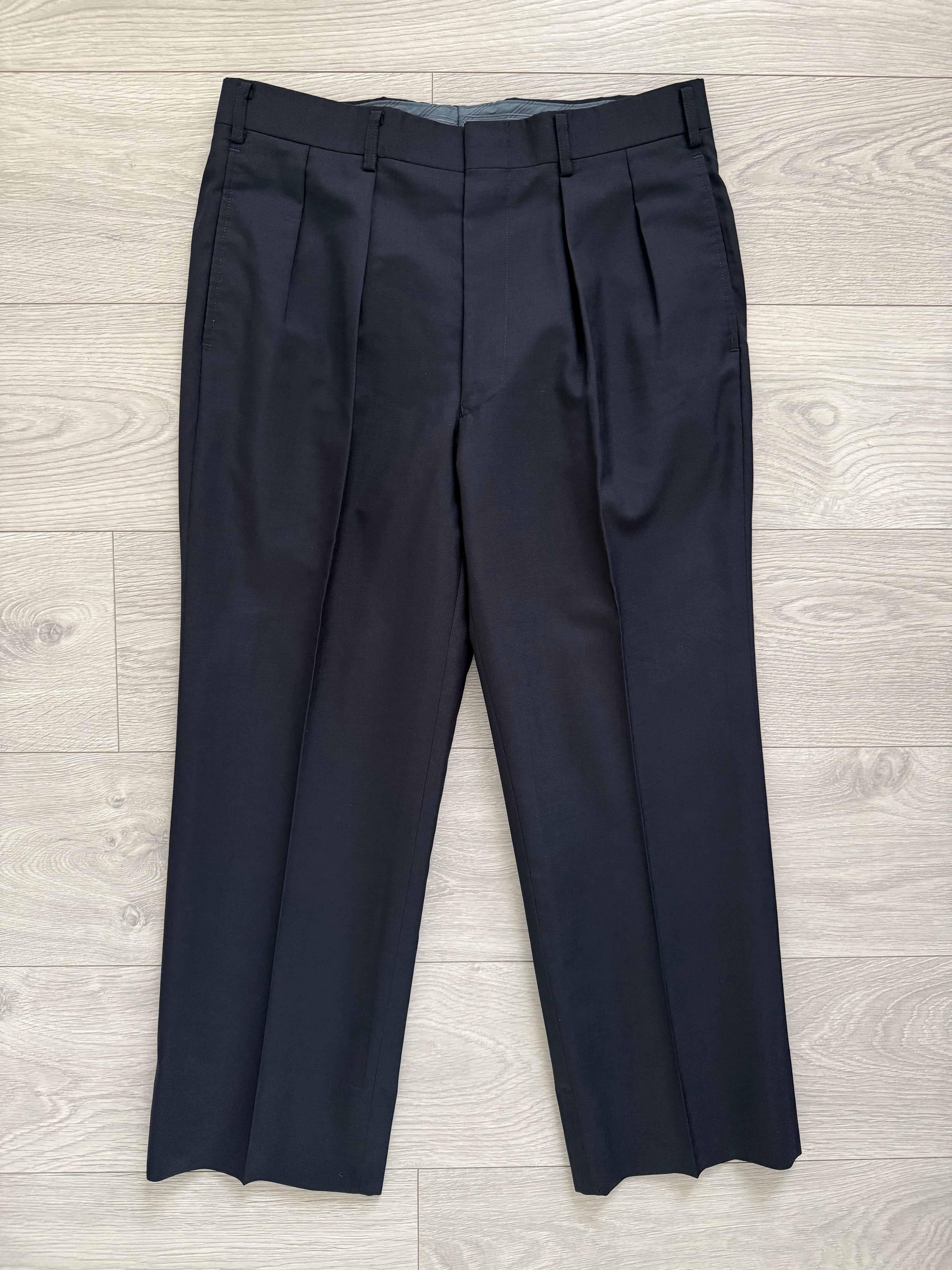 Burberry 1980s Peaked Lapel Double Breasted Pleated Wool Suit Navy - Size S Jacket / 32" Waist