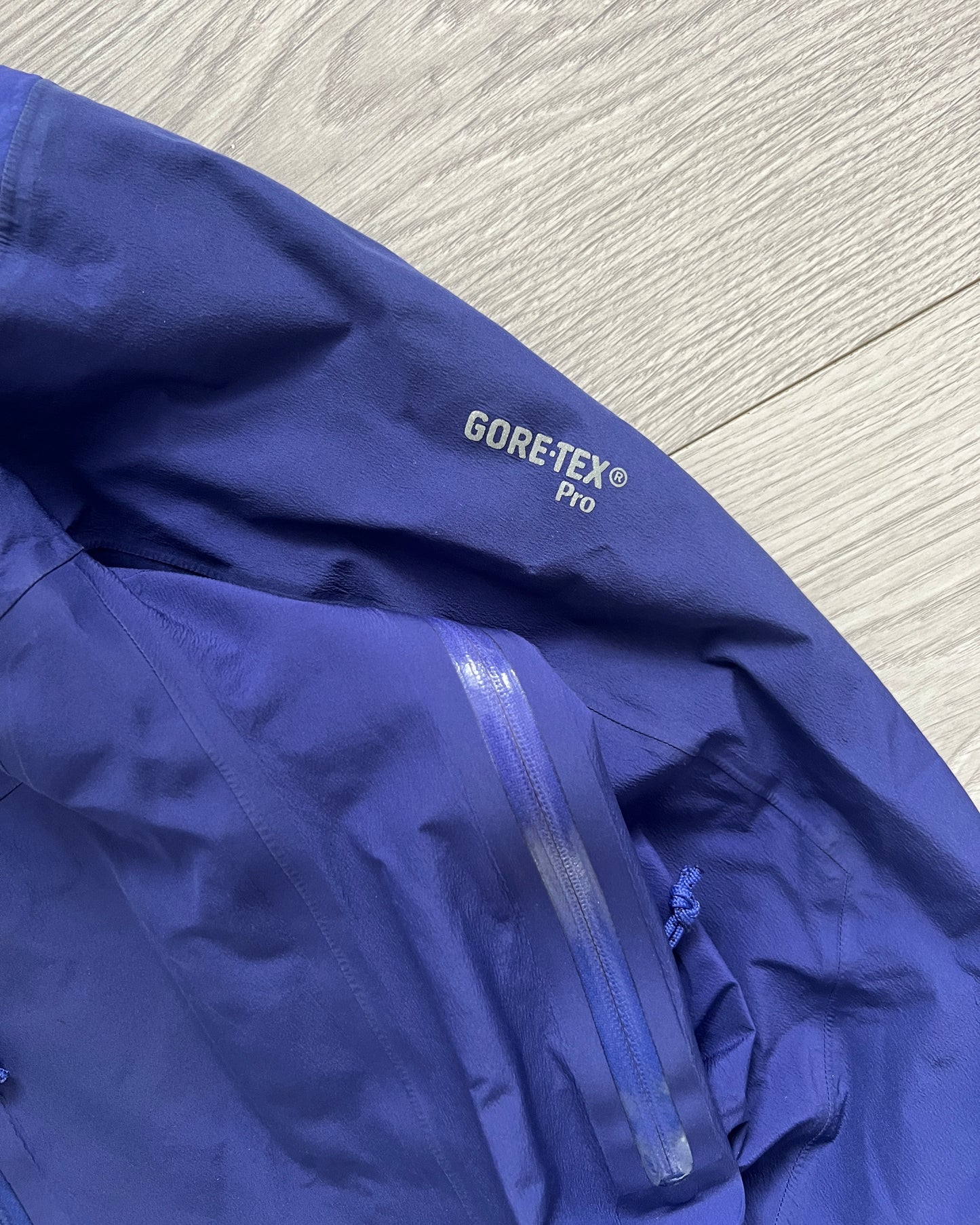 Arc'teryx Alpha AR Gore-Tex Pro Jacket - Size S