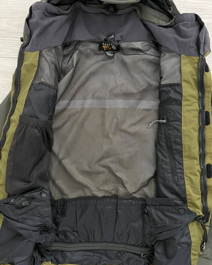 Mountain Hardwear Conduit Two-Tone Technical Jacket - Size M