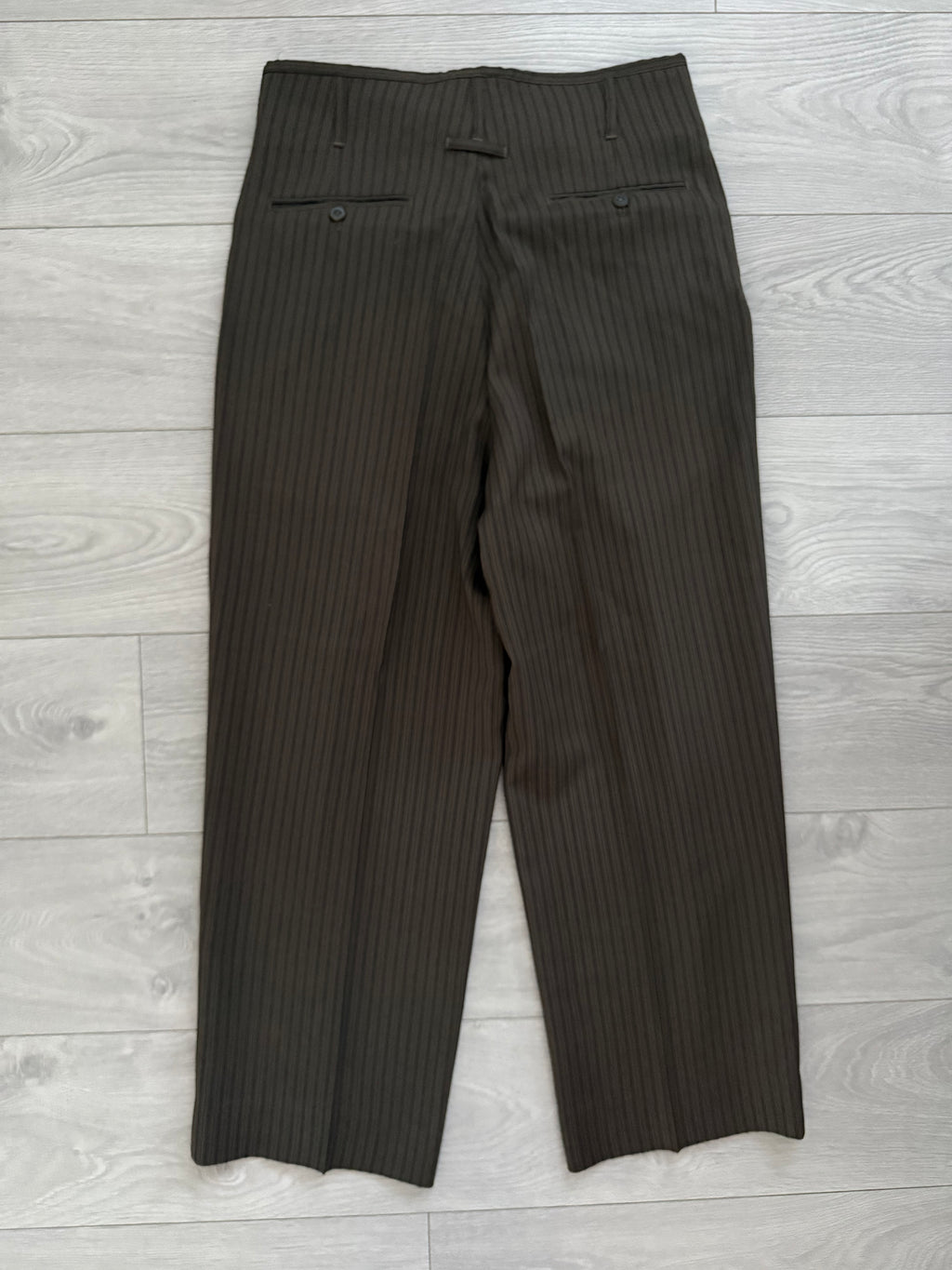 Jean Paul Gaultier 1990s Peaked Lapel Double Breasted Pleated Textured Suit - Size XL Jacket / 34" Waist