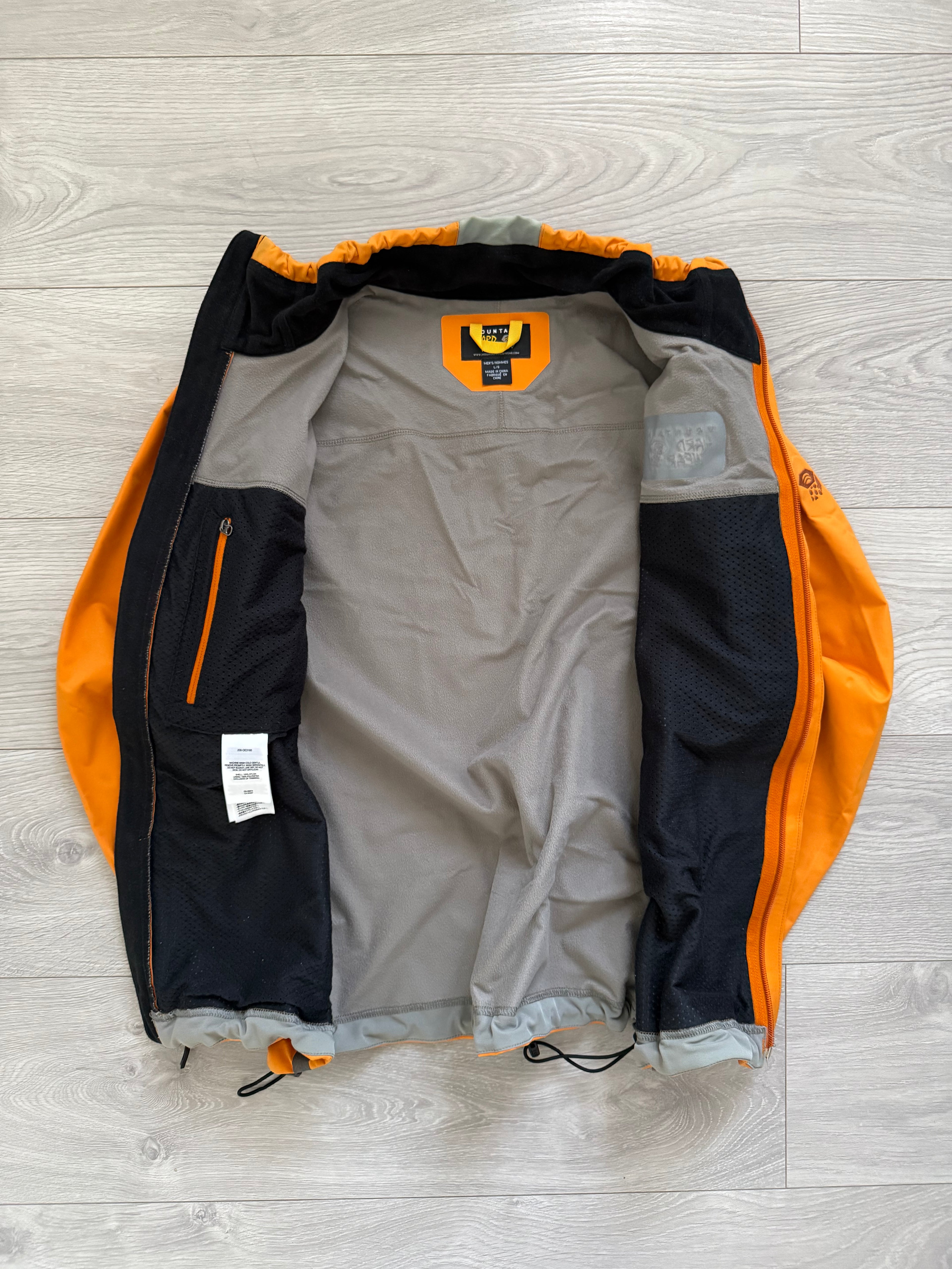 Mountain Hardwear Taped Seam Fleece Lined Technical Softshell Jacket - Size L