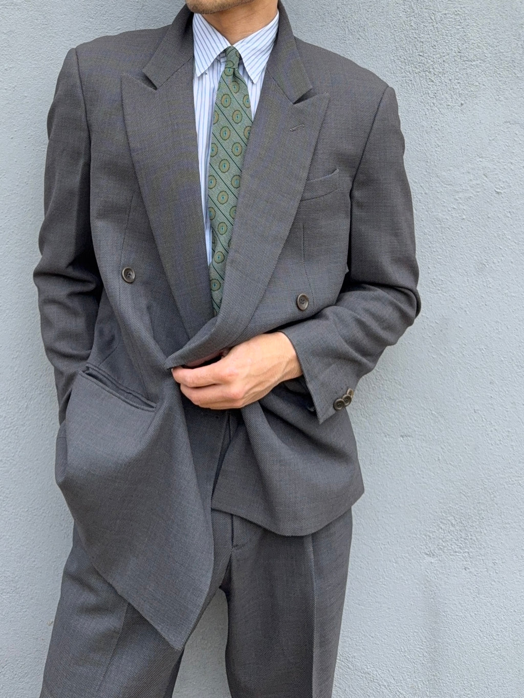Armani 1990s Peaked Lapel Double Breasted Pleated Wool Grey Suit - Size L Jacket / 34" Waist