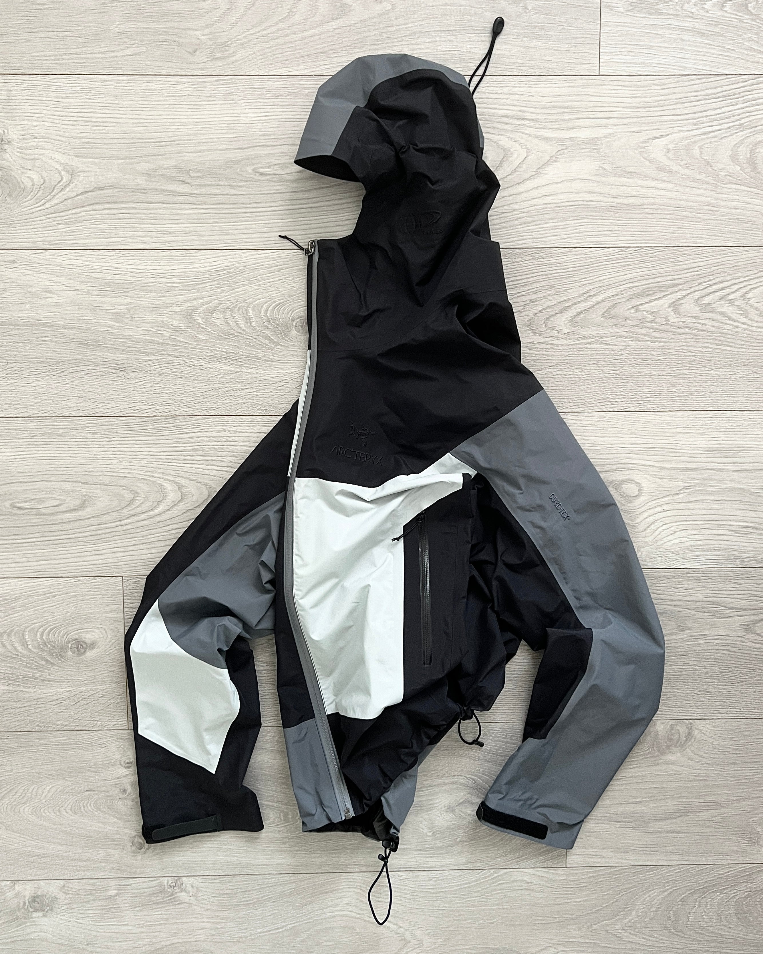 Arcteryx Beams SS2017 Beta Gore-Tex Patchwork Jacket - Size S