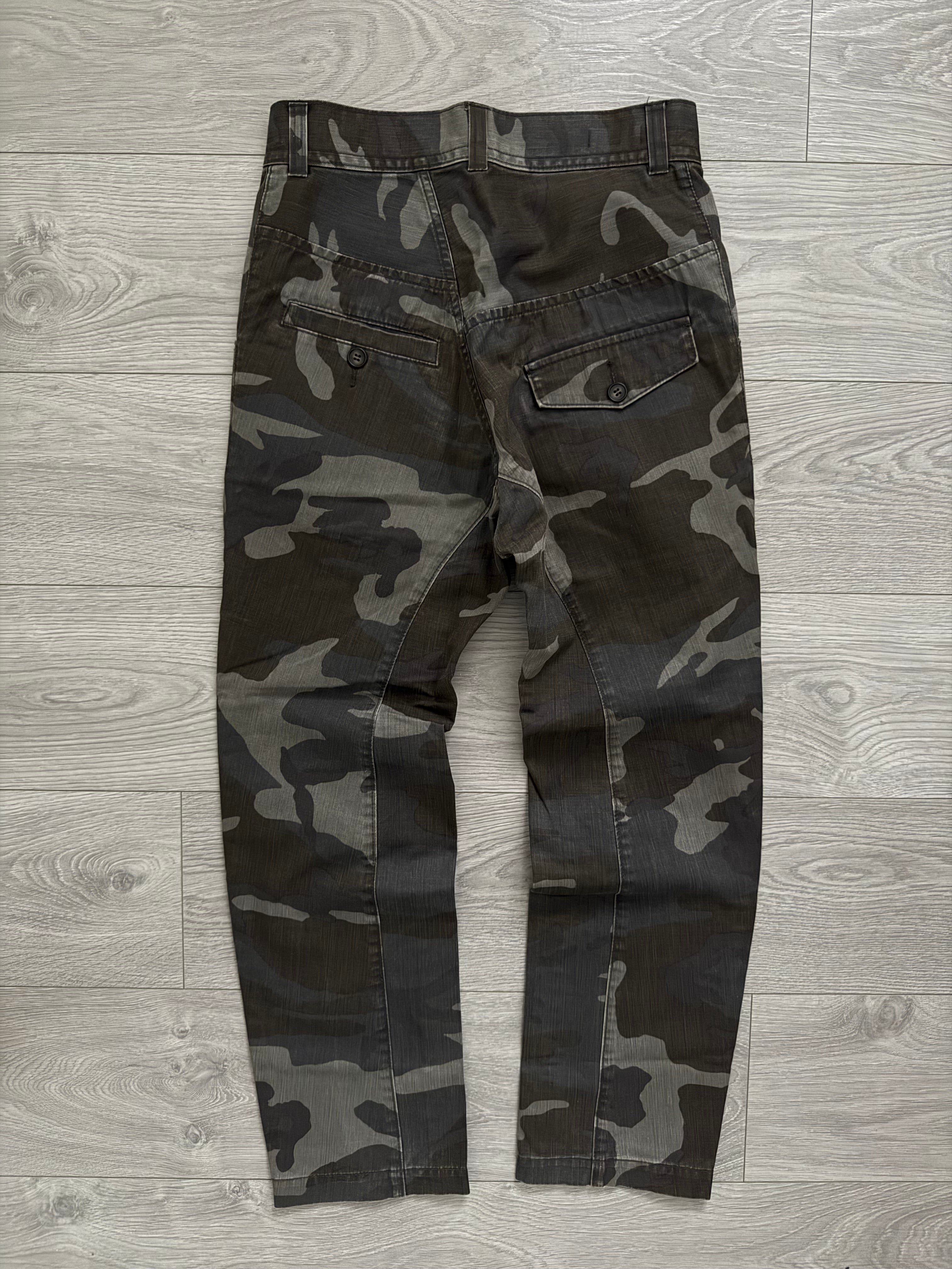 Final Home 2003 Asymmetrical Fly Camo Pants - Size 30