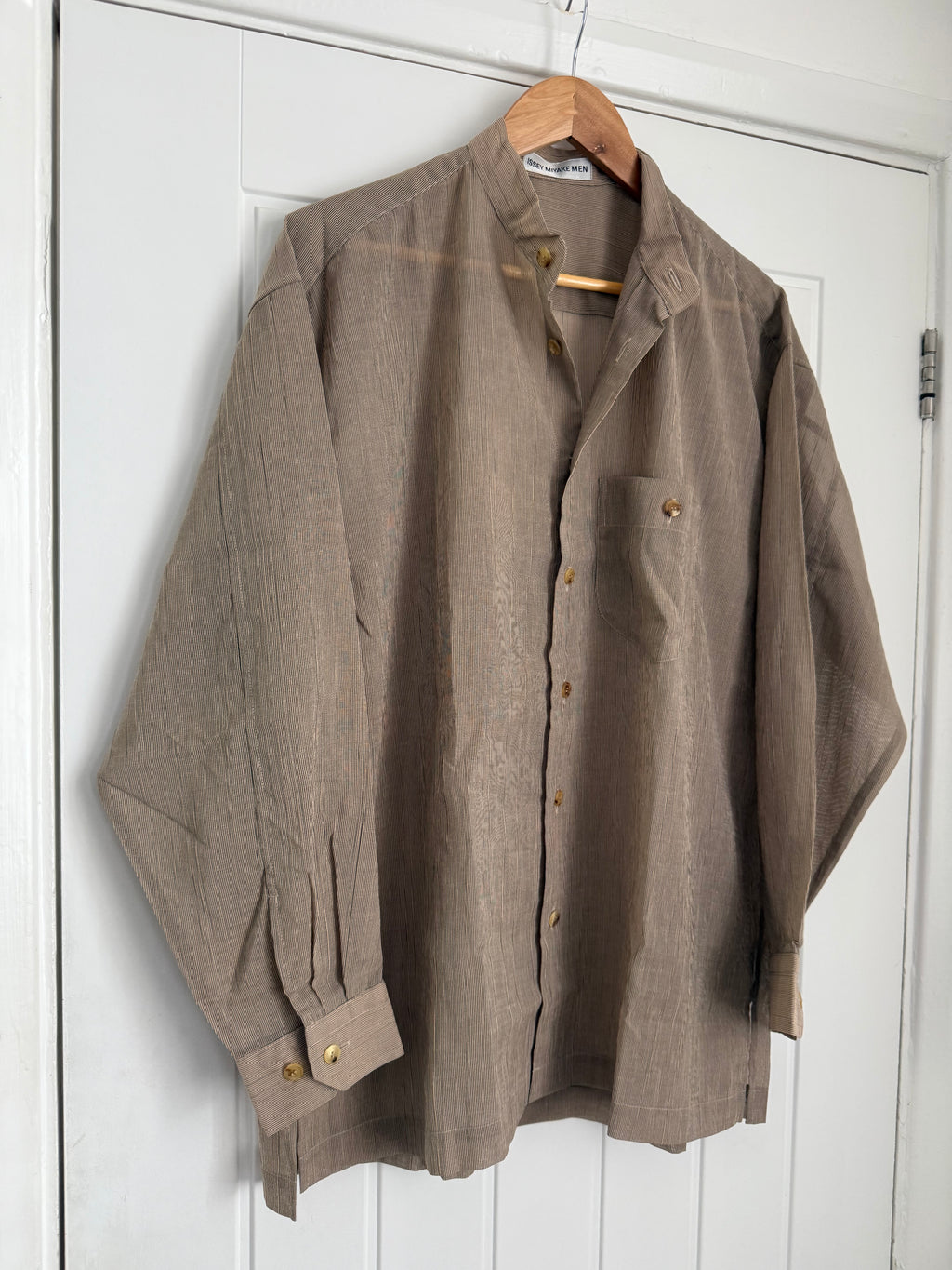 Issey Miyake 1990s Nehure Collar Taupe Relaxed Shirt - Size L