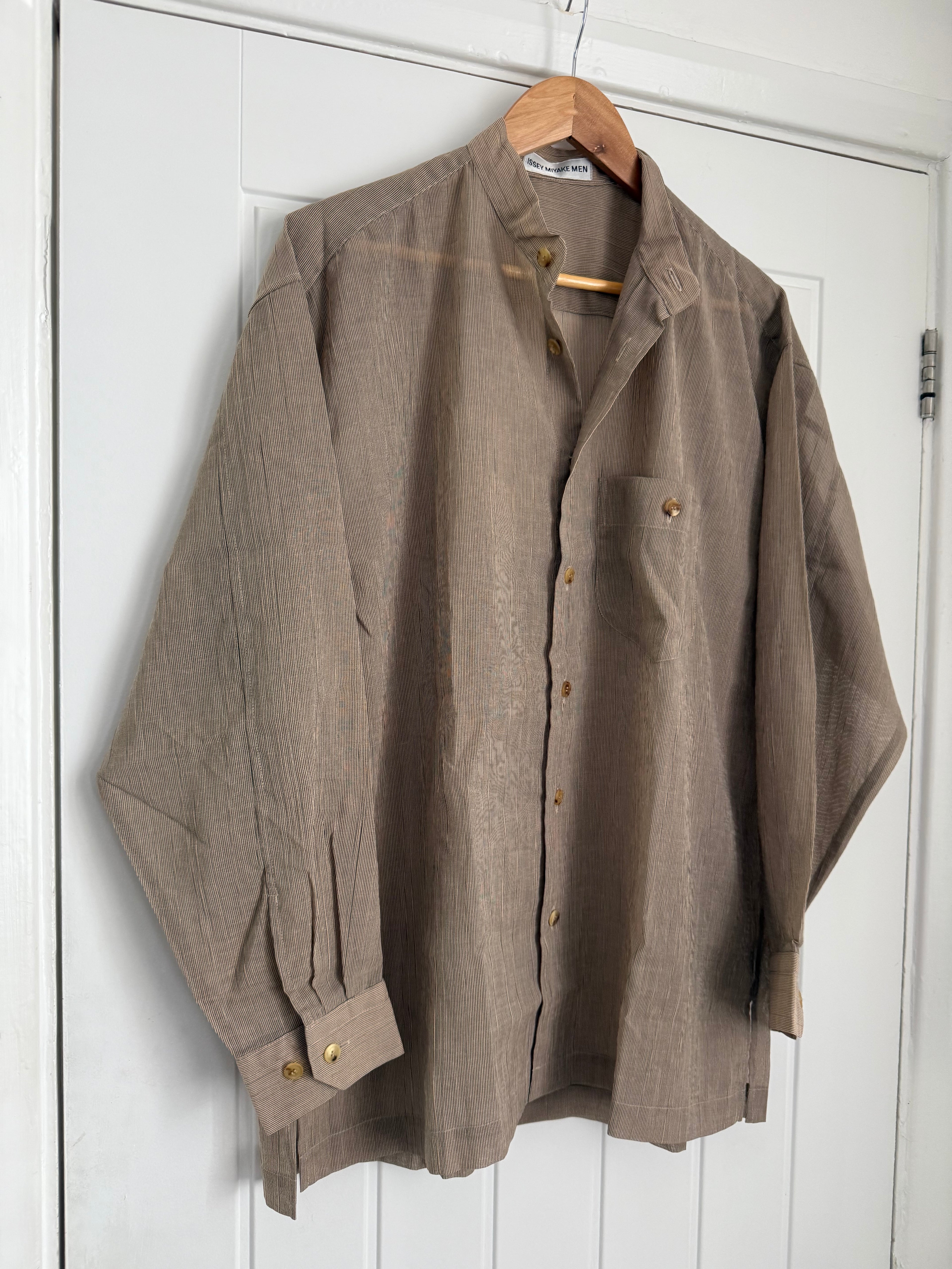Issey Miyake 1990s Nehure Collar Taupe Relaxed Shirt - Size L