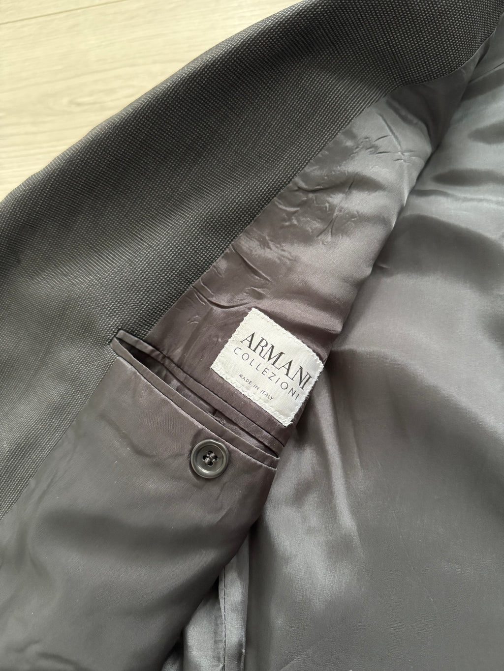 Armani 1990s 3B Charcoal Grey Pleated Wool Suit - Size L Jacket / 34" Waist