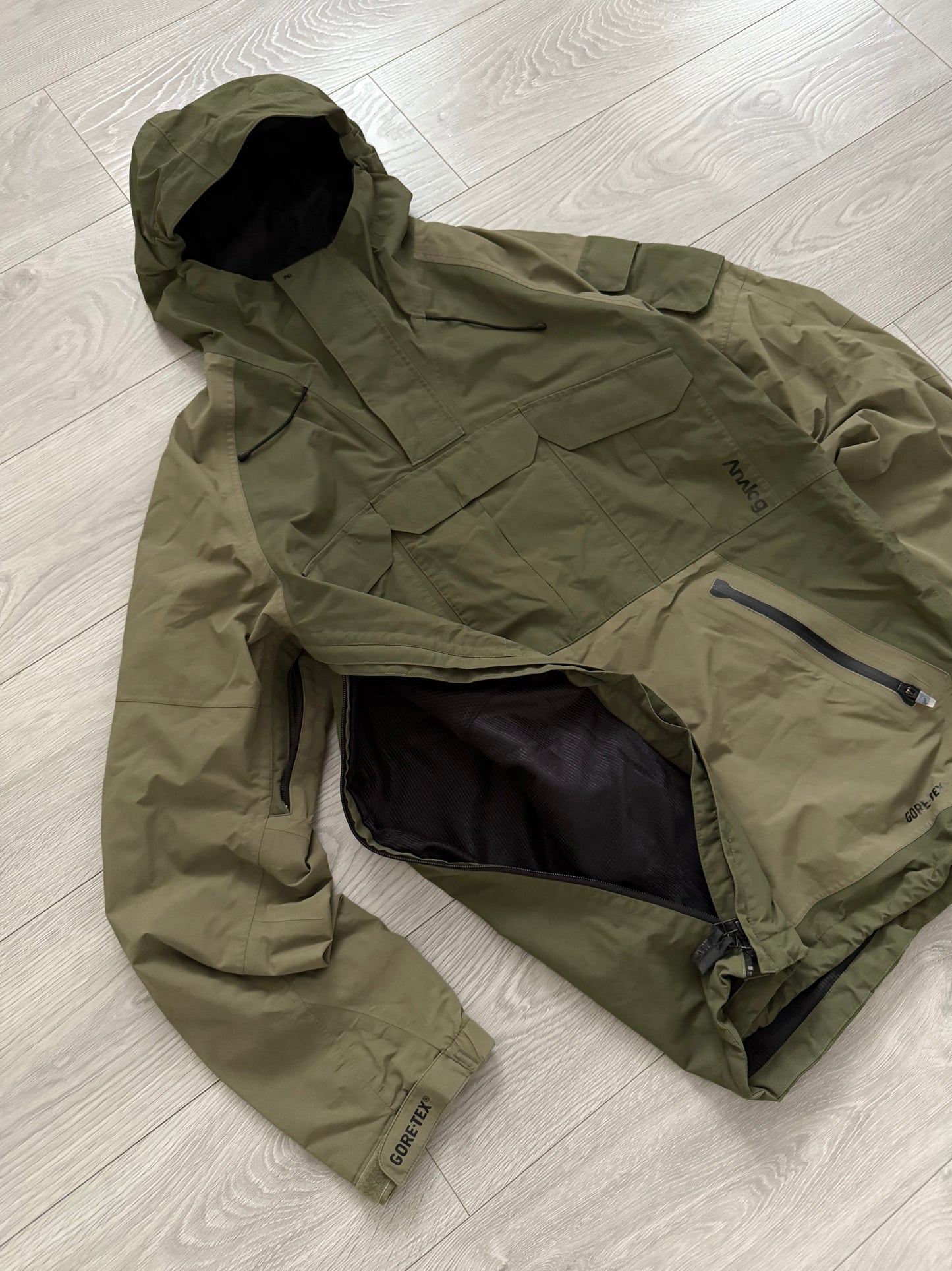 Burton Analog 00s Gore-Tex Military Tactical Waterproof Anorak - Size M