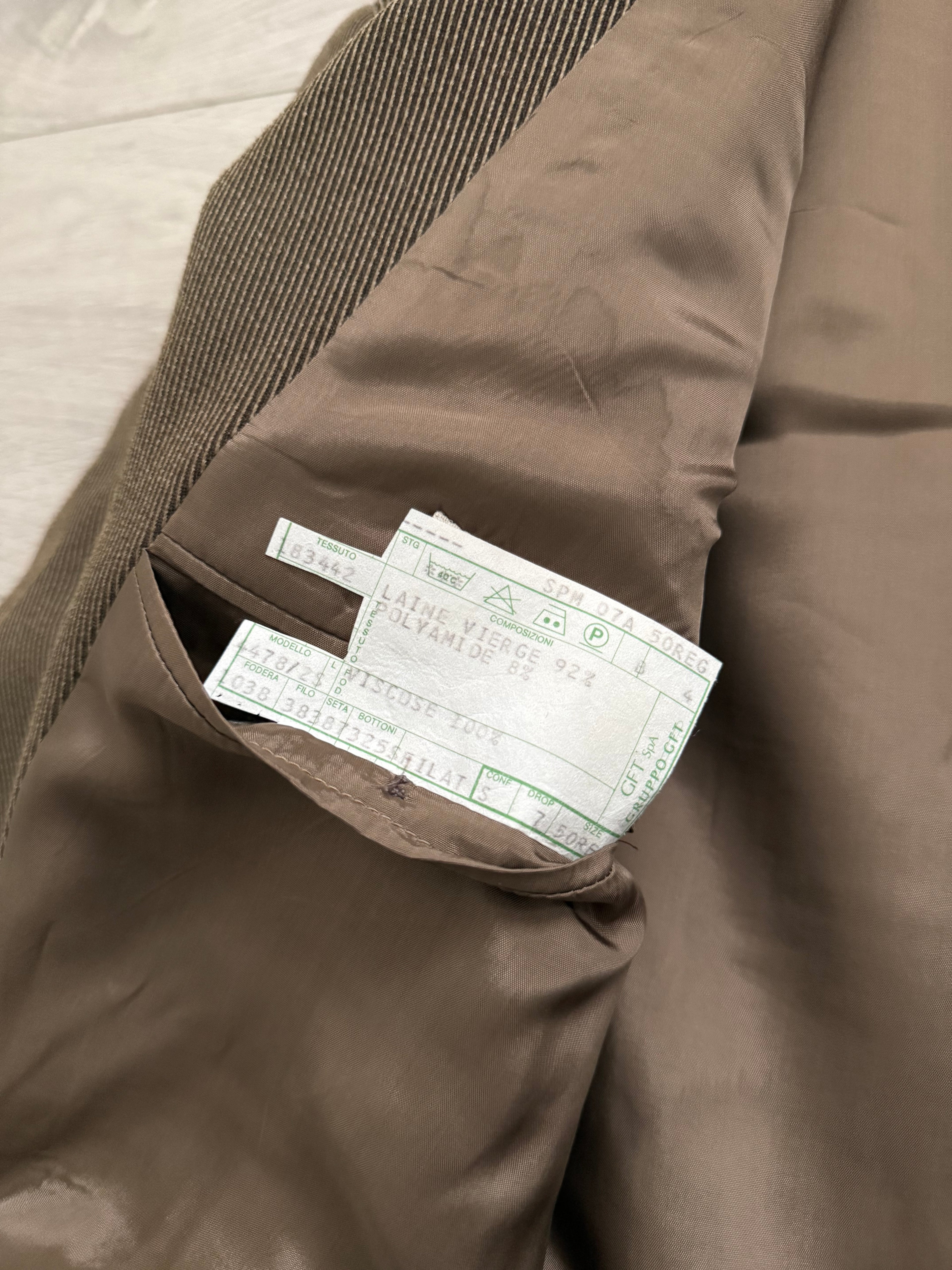 Giorgio Armani 1980s Double Breasted Pleated Wool Suit Taupe Brown New - Size L Jacket / 32" Waist