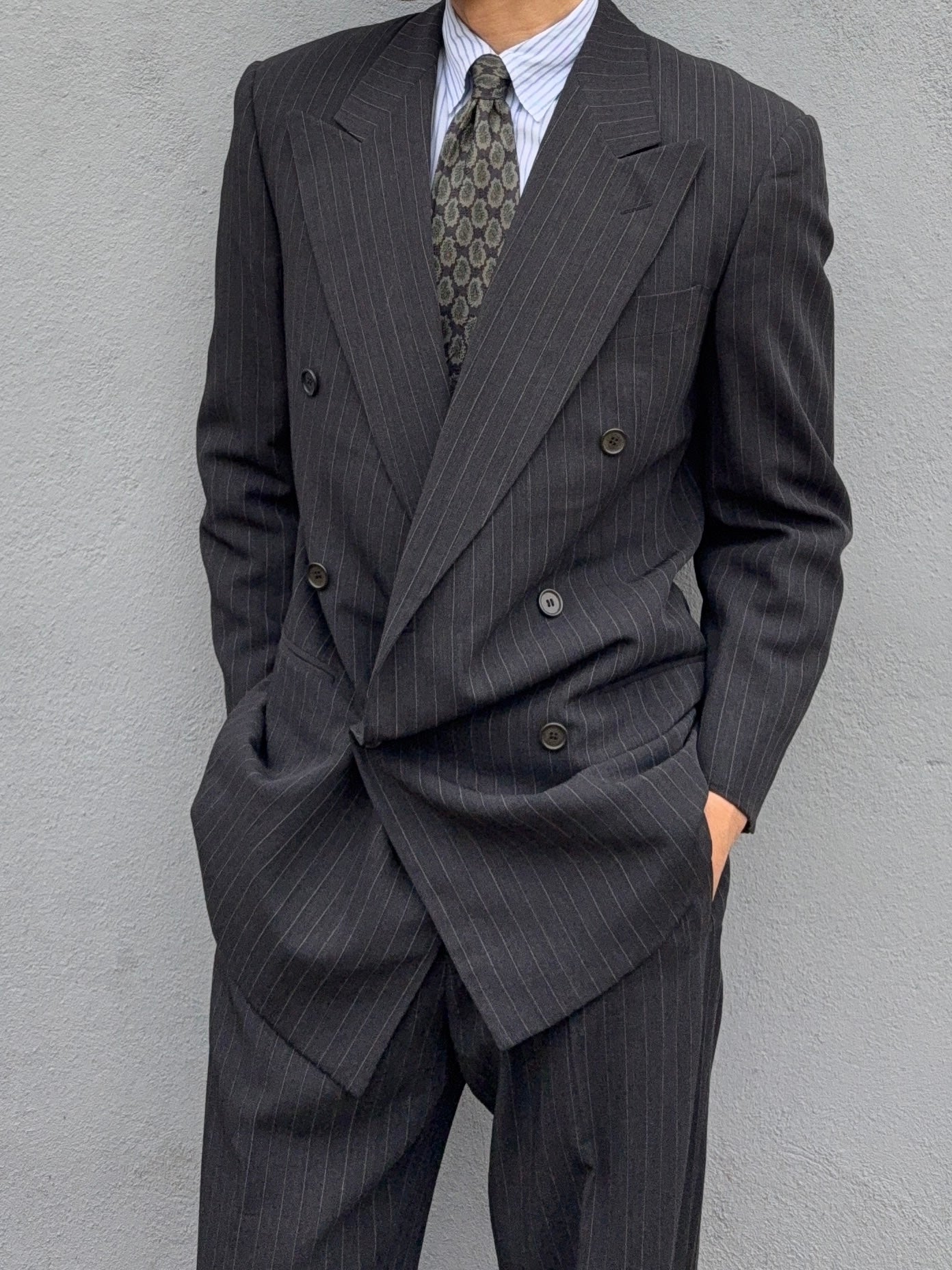 Giorgio Armani 1990s Double Breasted 6B Pleated Wool Striped Suit - Size S Jacket / 30" Waist