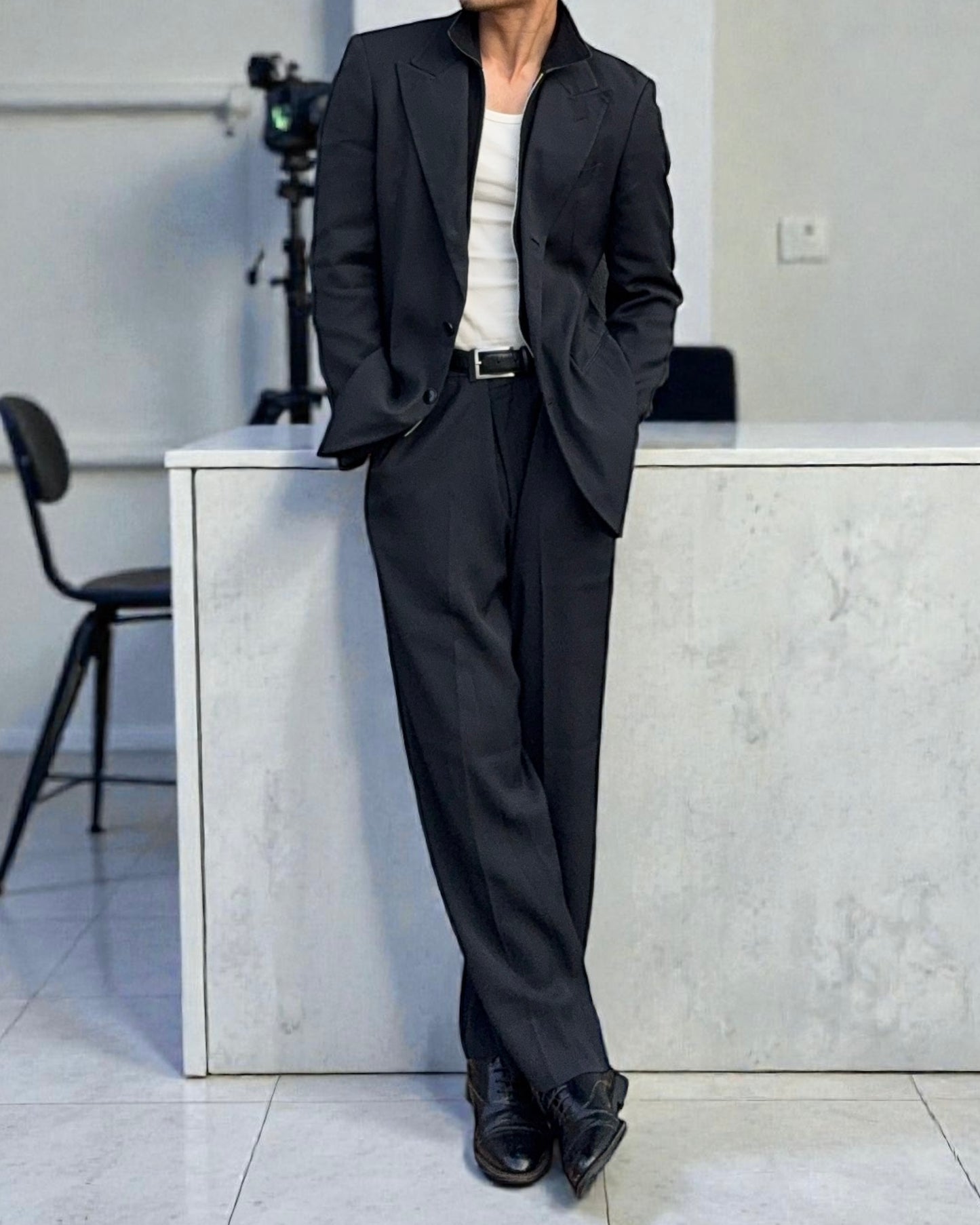 Giorgio Armani 1990s Black Pleated Wool Suit - Size L Jacket / 36" Waist