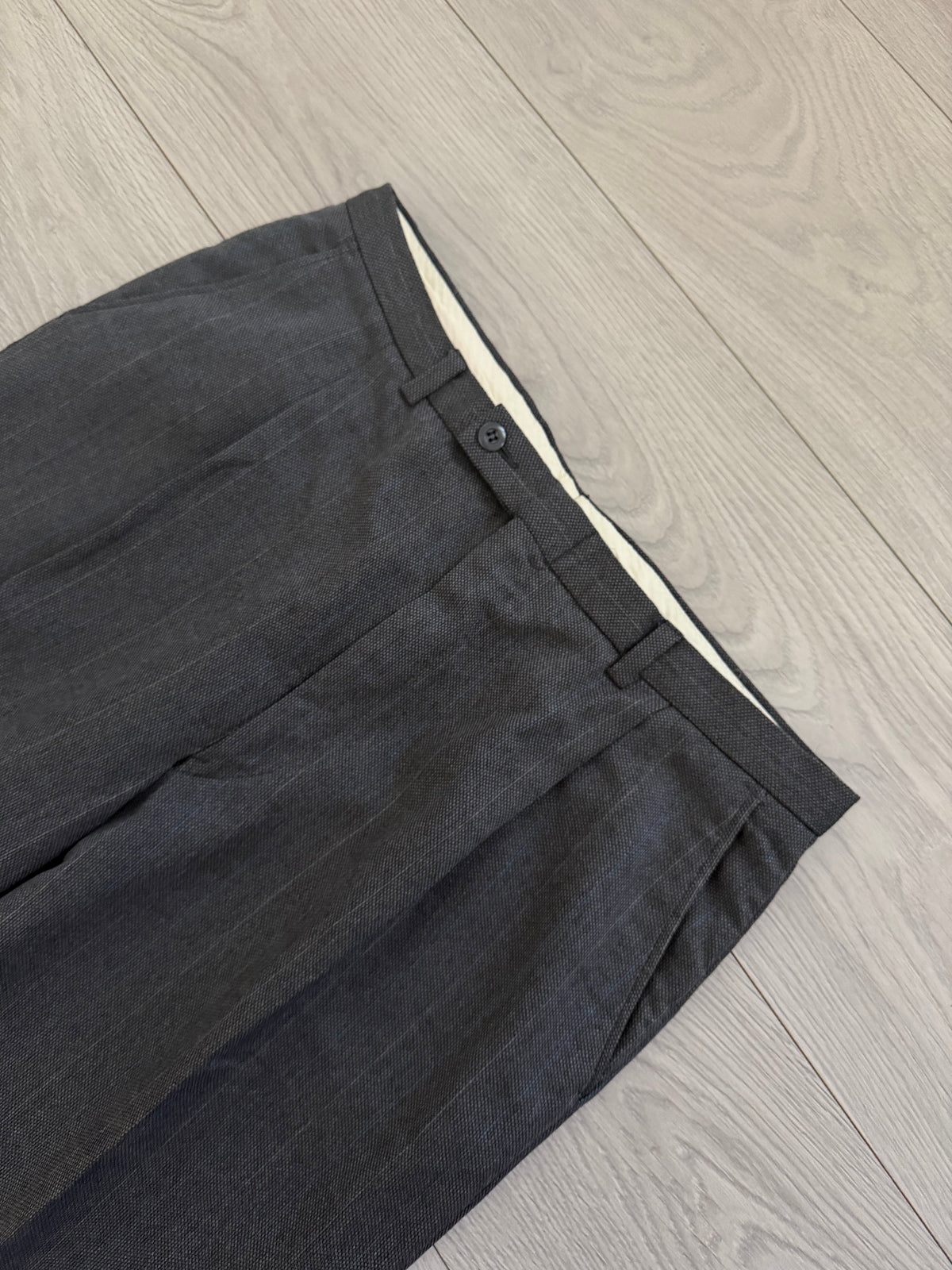 Giorgio Armani Mani 1980s Peaked Lapel Double Breasted Wool Suit Grey - Size L Jacket / 33" Waist