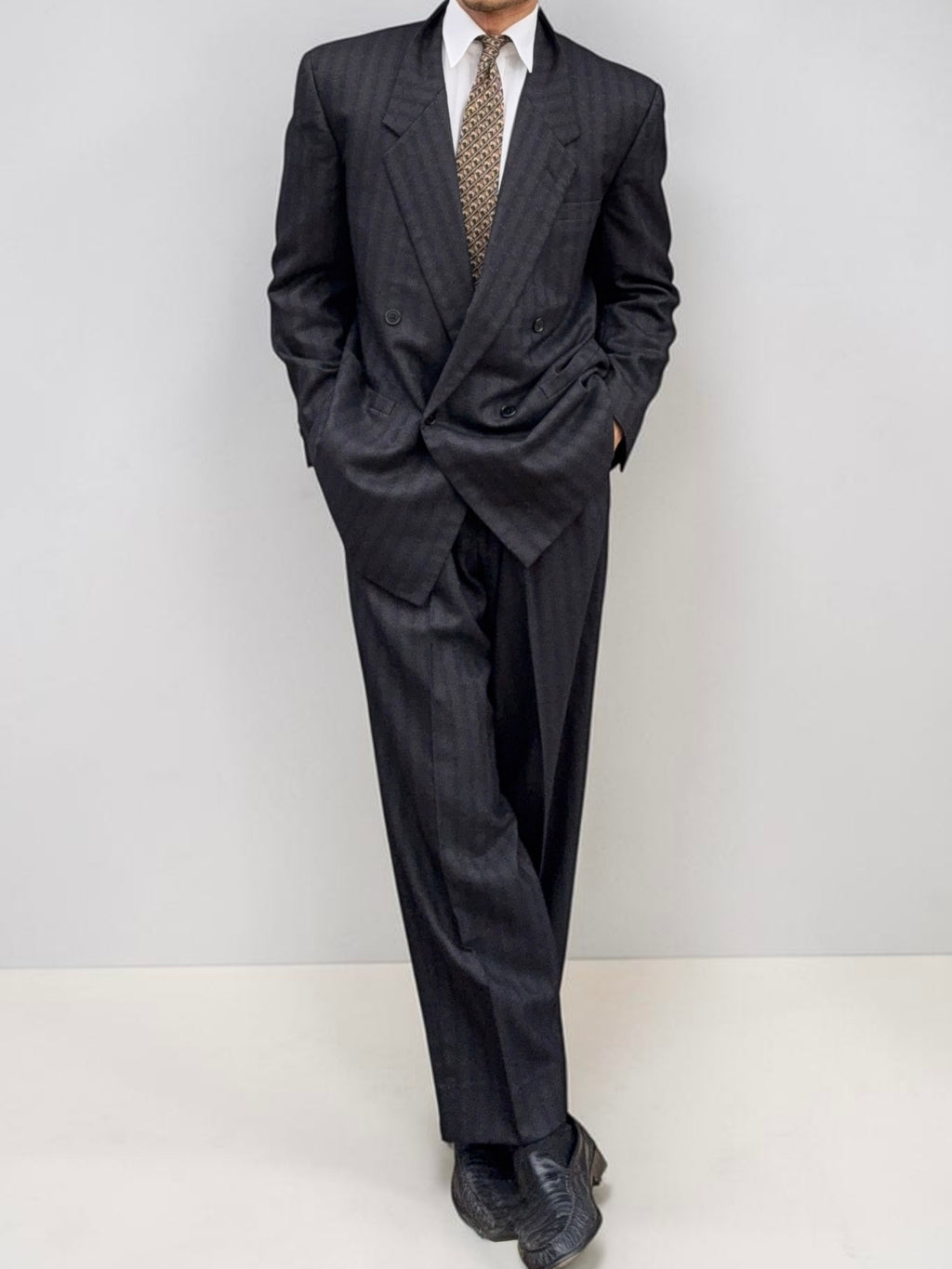 Versace 1980s Notch Lapel Double Breasted Triple Pleat Textured Black Wool Suit - Size M Jacket / 32" Waist